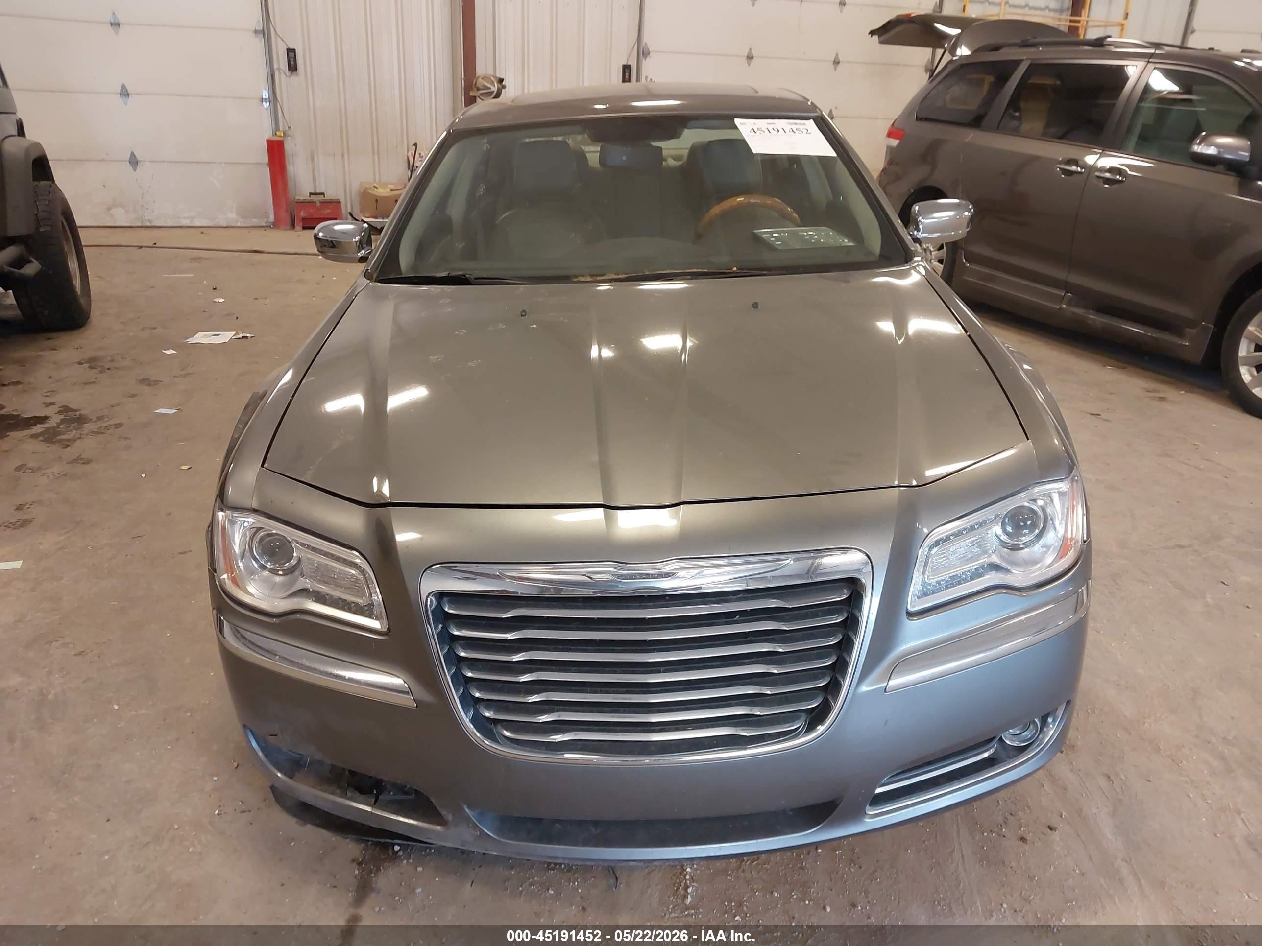 2012 Chrysler 300 Limited Gray vin: 2C3CCAHG4CH208222