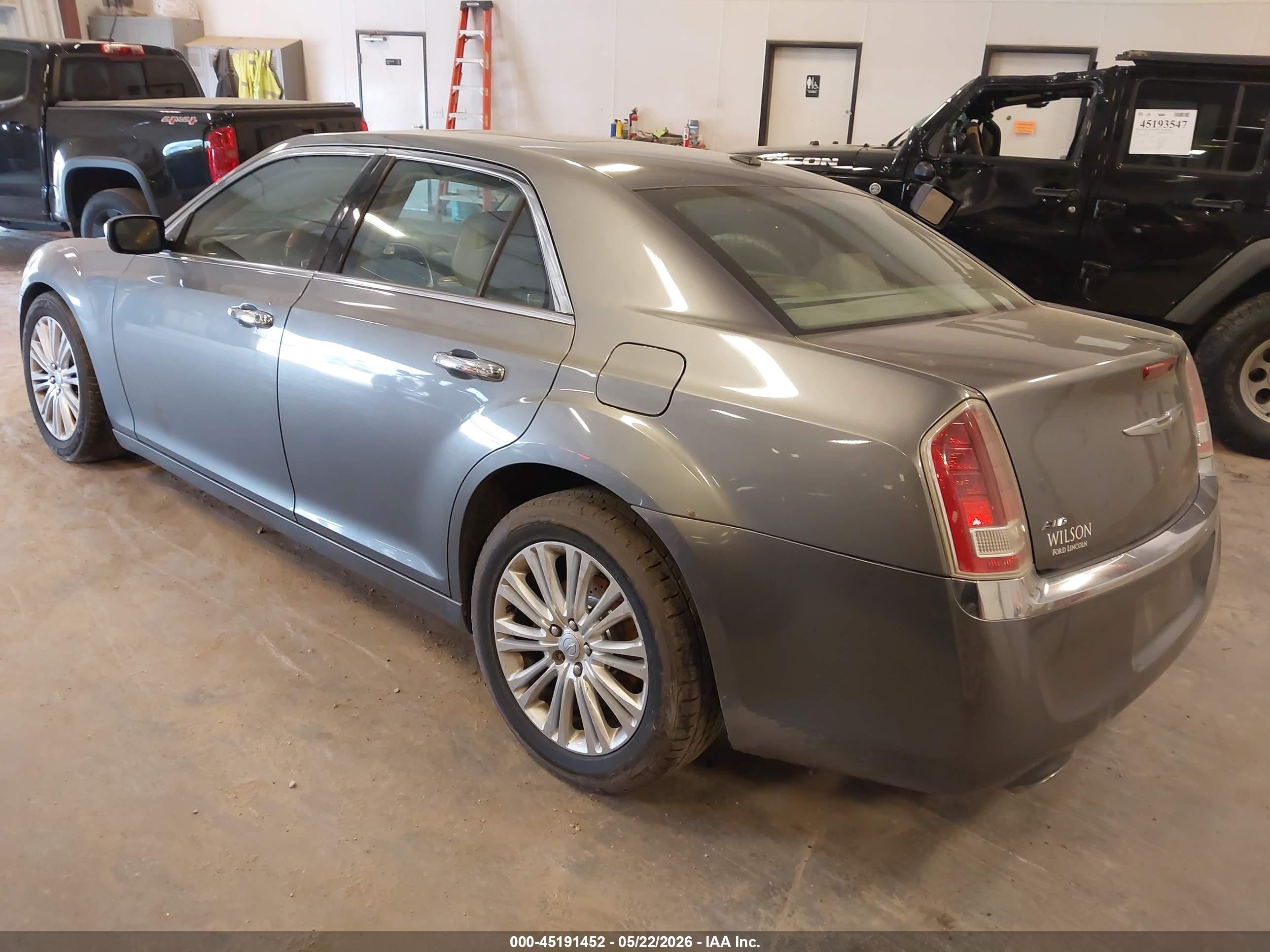 2012 Chrysler 300 Limited Gray vin: 2C3CCAHG4CH208222
