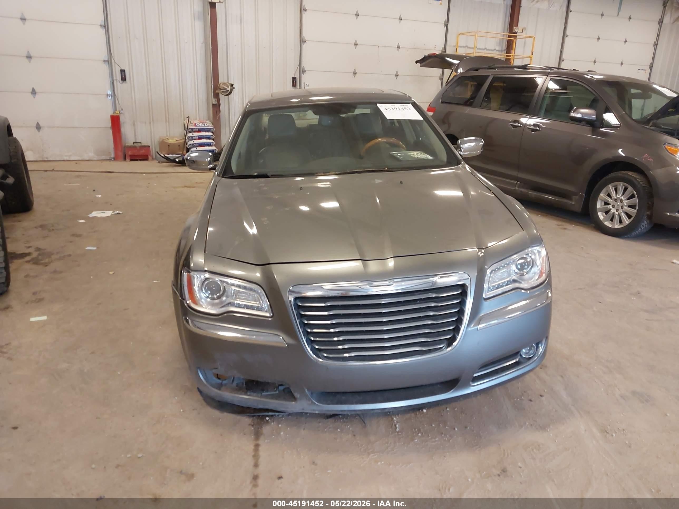 2012 Chrysler 300 Limited Gray vin: 2C3CCAHG4CH208222
