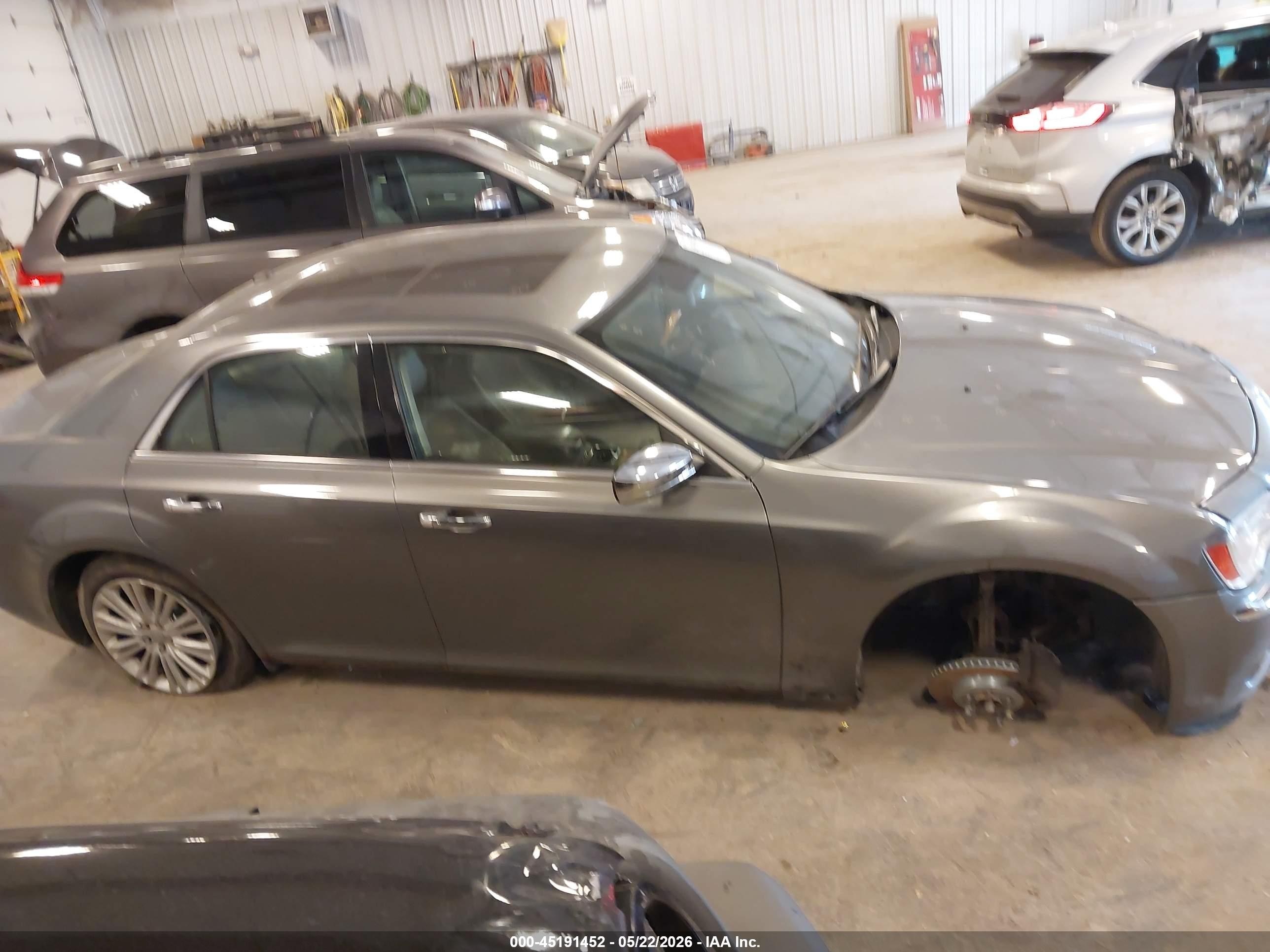 2012 Chrysler 300 Limited Gray vin: 2C3CCAHG4CH208222