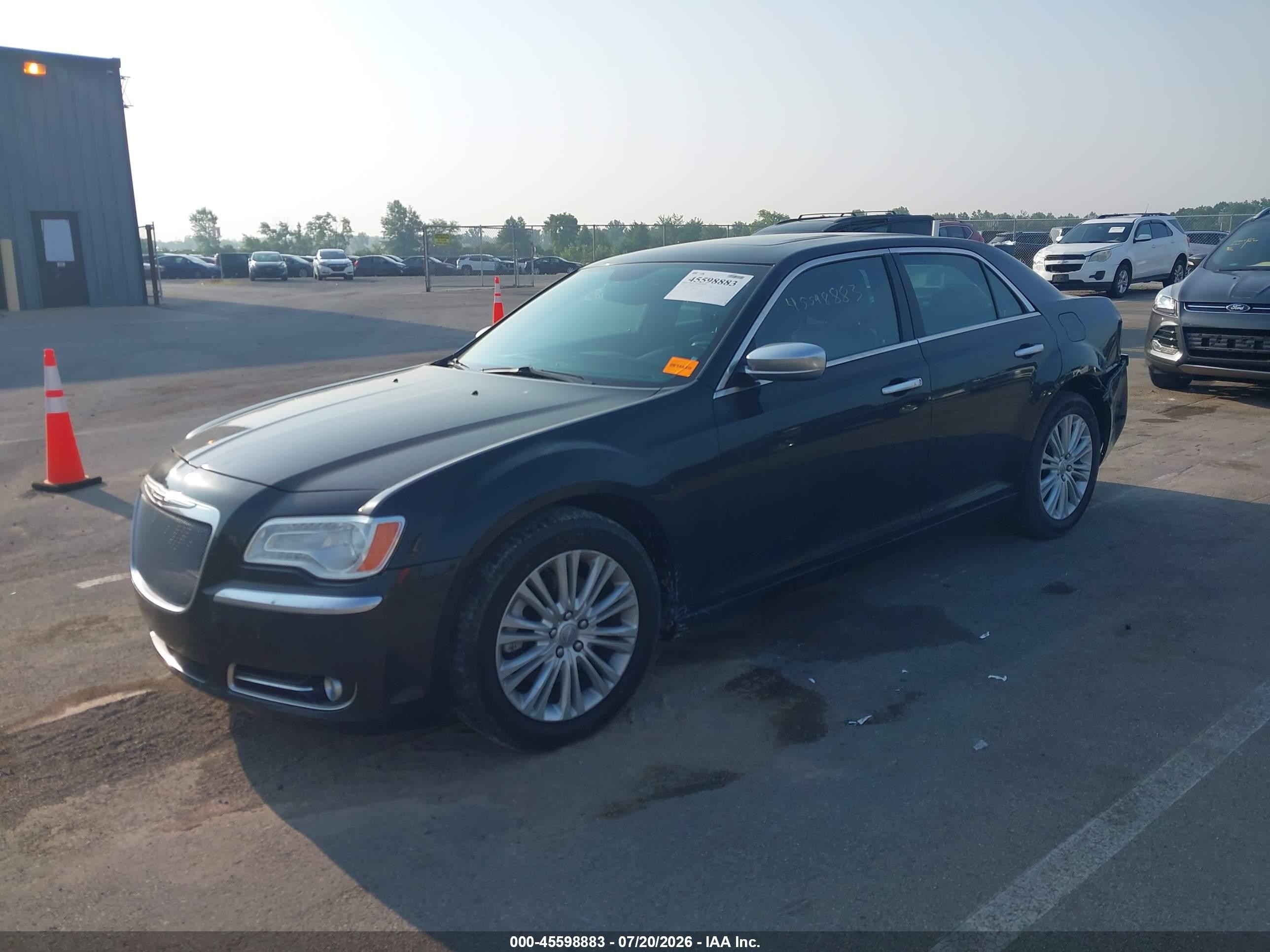 2014 Chrysler 300c John Varvatos Luxury Edition Awd Черный vin: 2C3CCAJG1EH328119