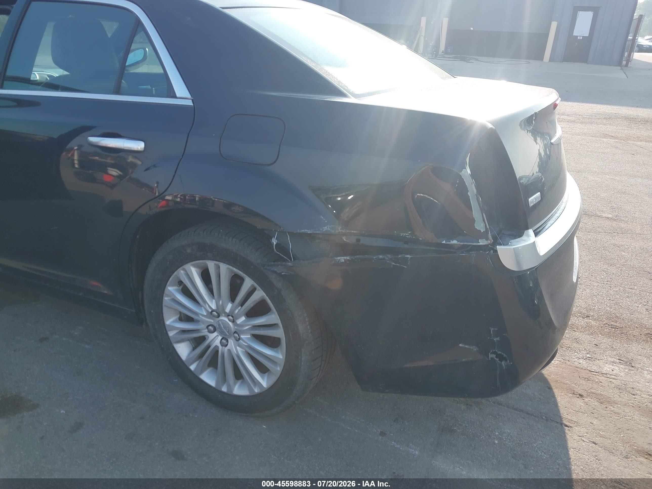 2014 Chrysler 300c John Varvatos Luxury Edition Awd Черный vin: 2C3CCAJG1EH328119
