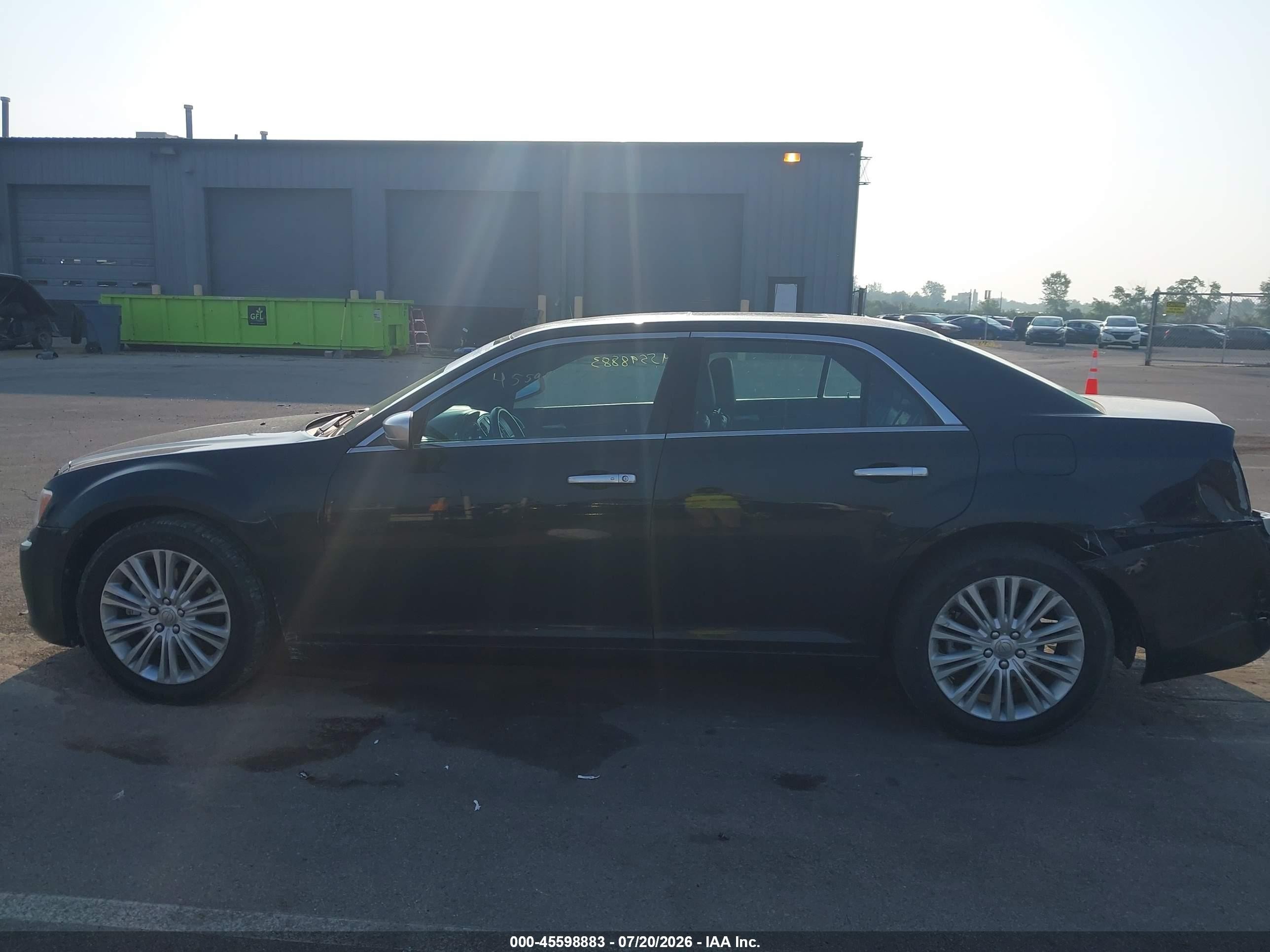 2014 Chrysler 300c John Varvatos Luxury Edition Awd Черный vin: 2C3CCAJG1EH328119