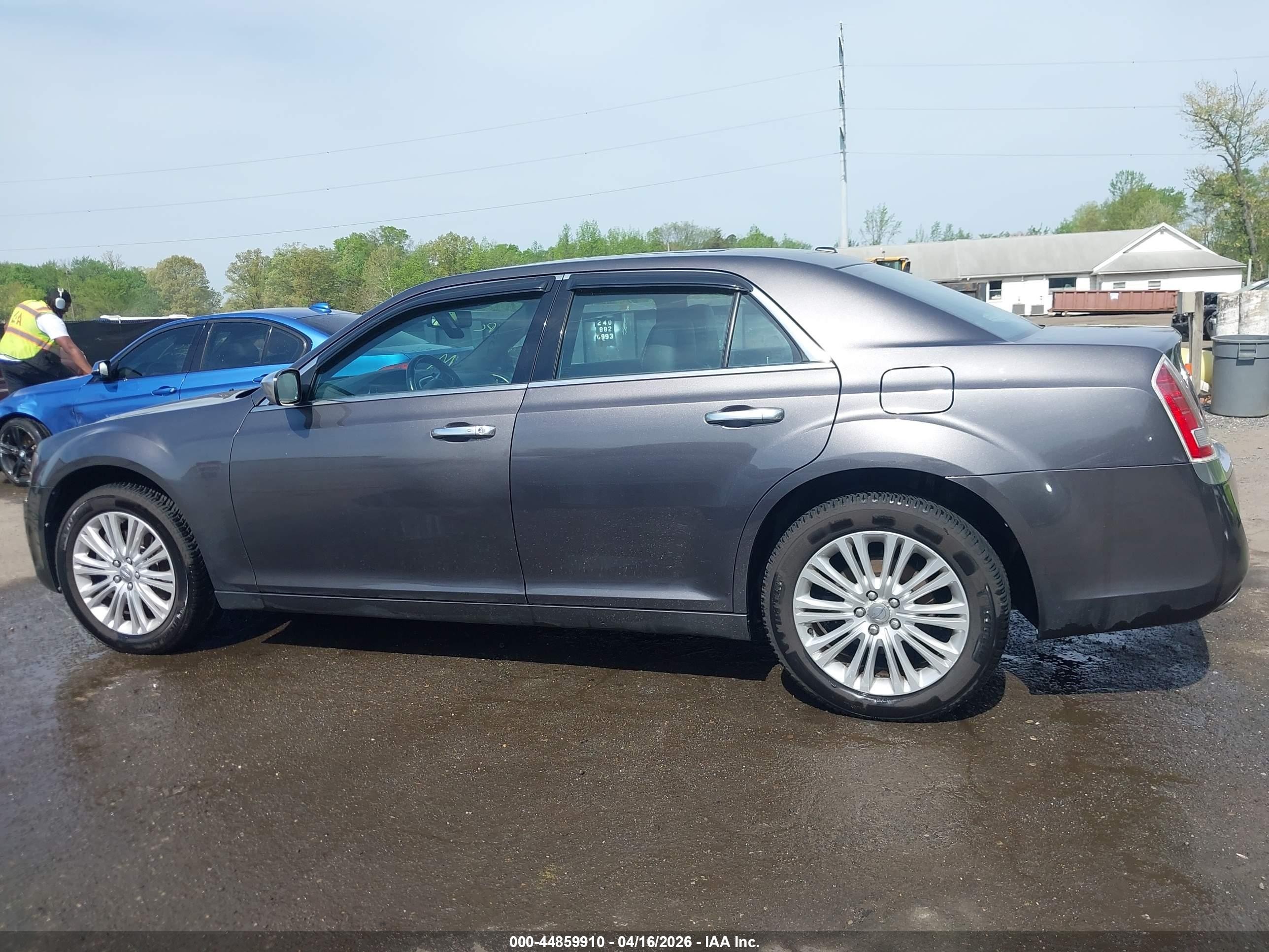 2014 Chrysler 300c John Varvatos Luxury Edition Awd Gray vin: 2C3CCAJG2EH297897