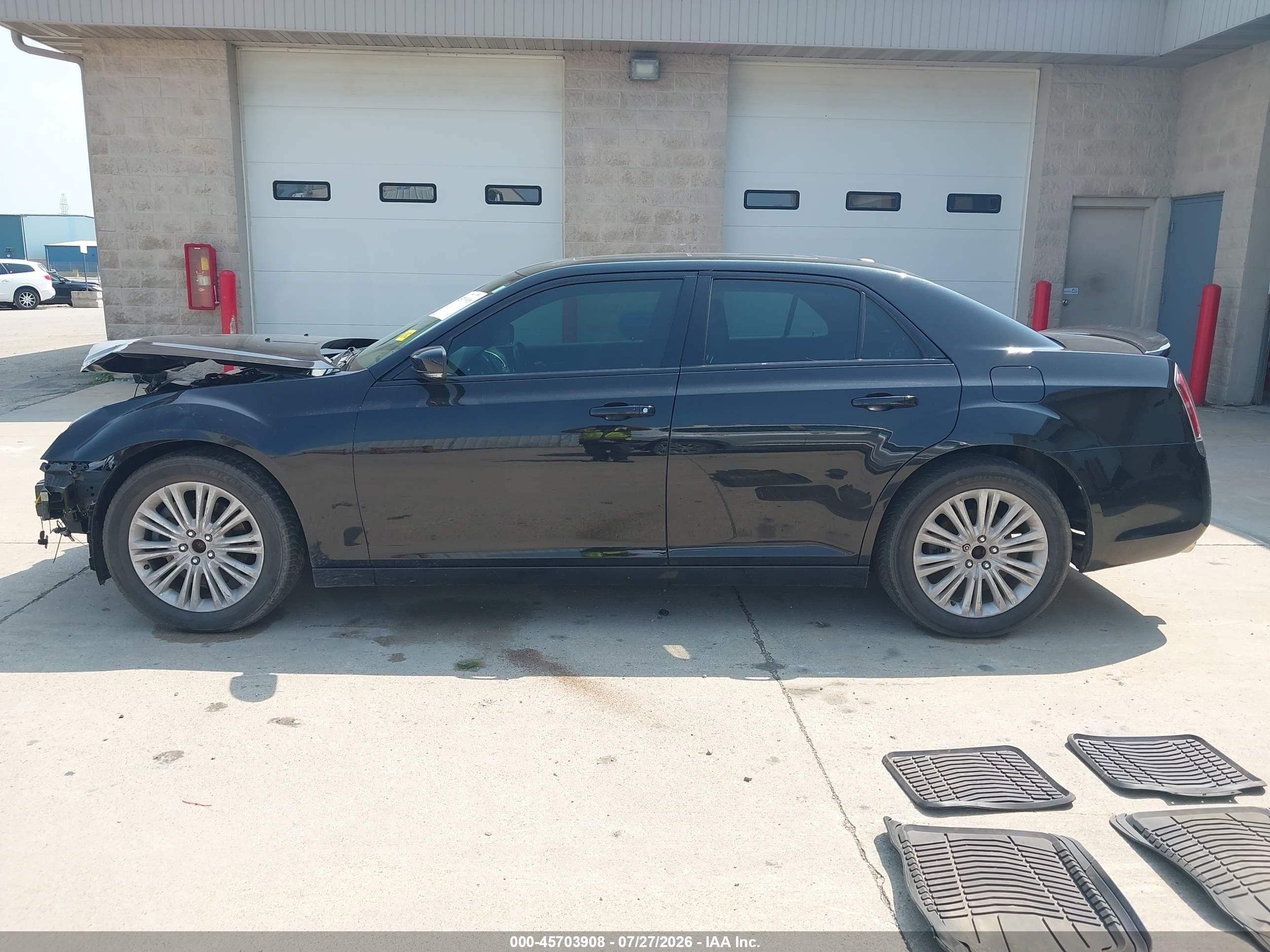 2014 Chrysler 300c John Varvatos Luxury Edition Awd Black vin: 2C3CCAJT2EH149228