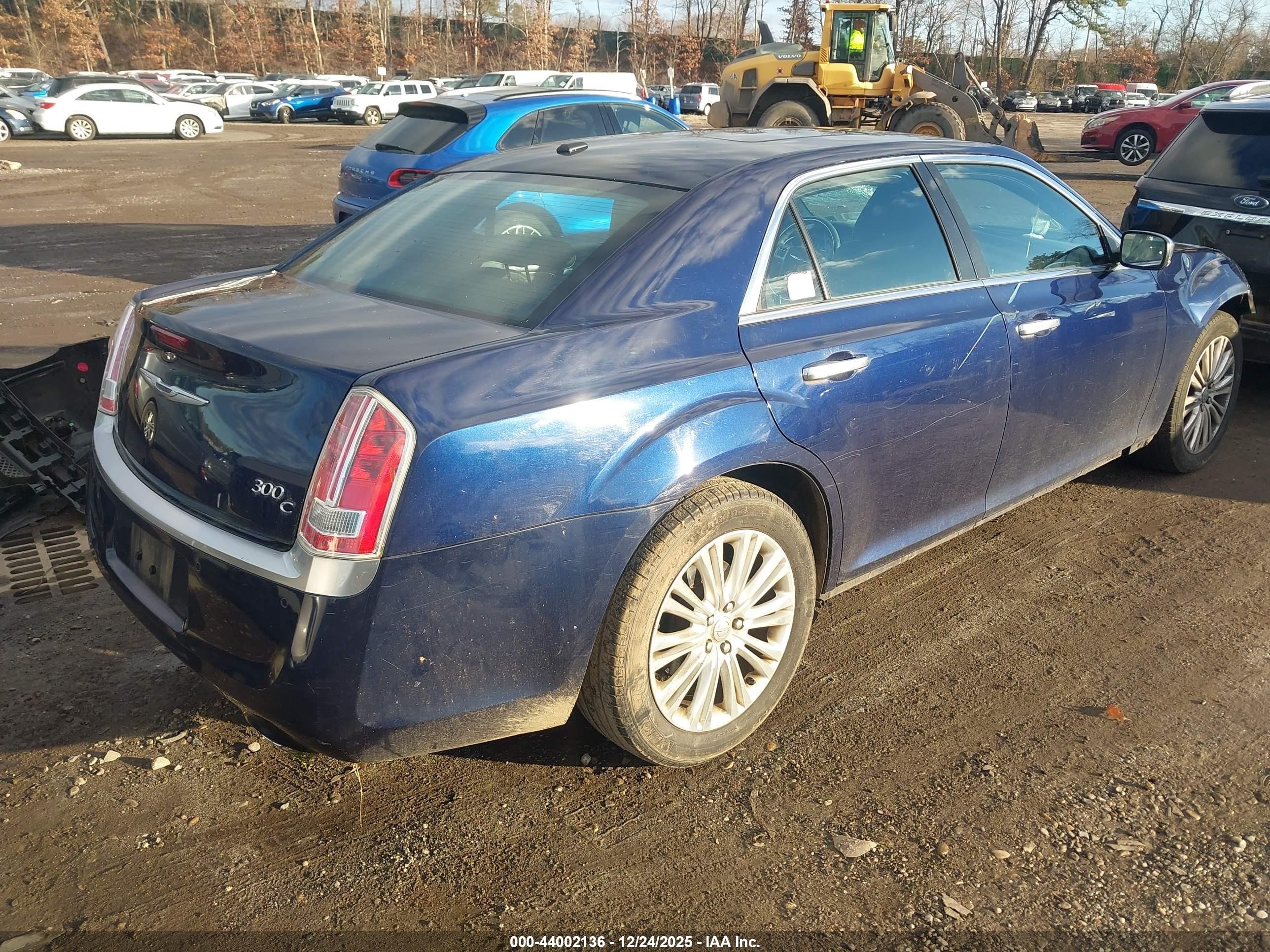 2014 Chrysler 300c John Varvatos Luxury Edition Awd Blue vin: 2C3CCAJT6EH120427