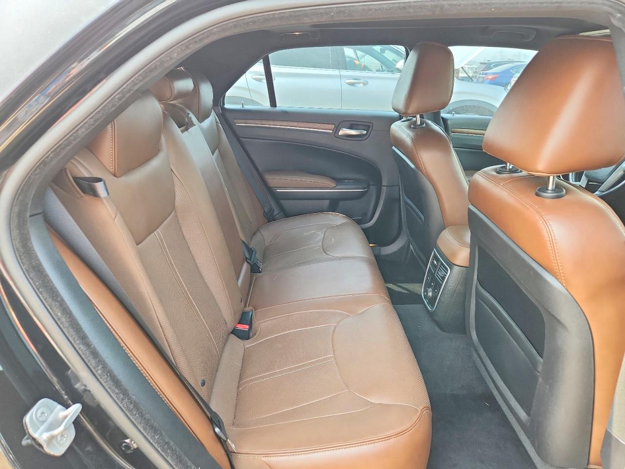 2014 Chrysler 300c Varvatos Черный vin: 2C3CCAJT8EH201428