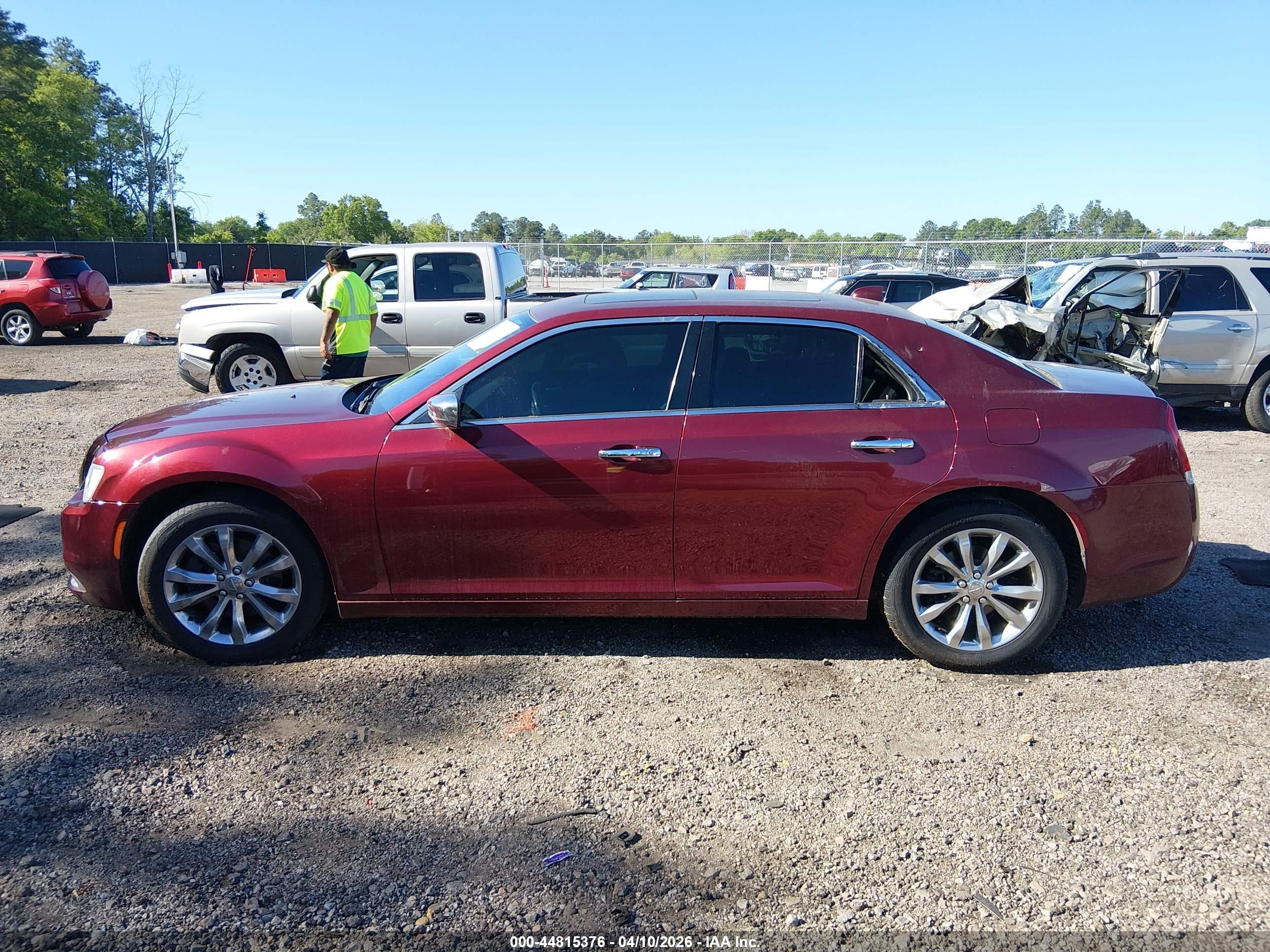 2016 Chrysler 300c Awd Красный vin: 2C3CCAKG0GH325293