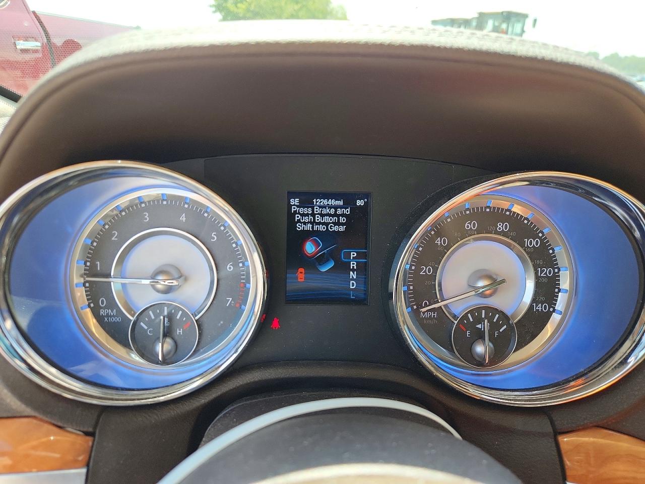 2013 Chrysler 300c White vin: 2C3CCAKG2DH533333