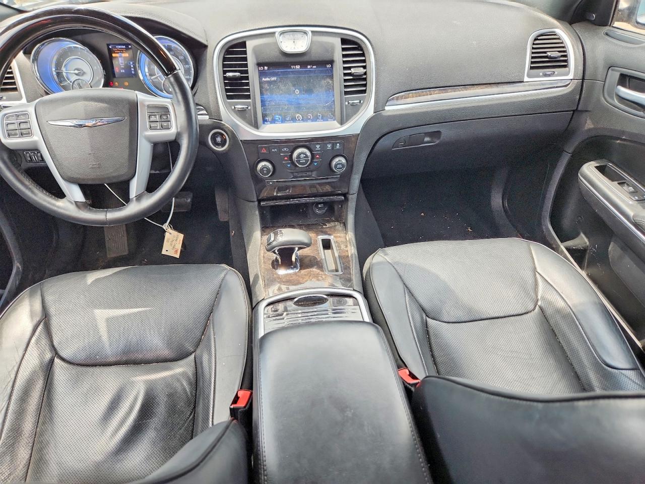 2014 Chrysler 300c Silver vin: 2C3CCAKG2EH201121