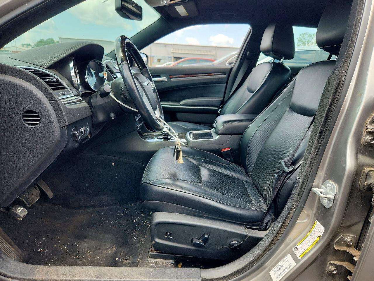 2014 Chrysler 300c Silver vin: 2C3CCAKG2EH201121