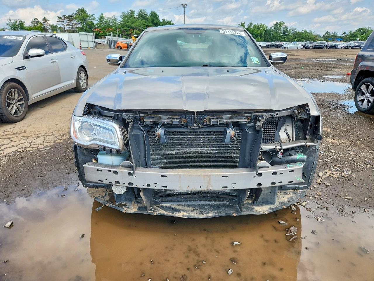 2014 Chrysler 300c Silver vin: 2C3CCAKG2EH201121
