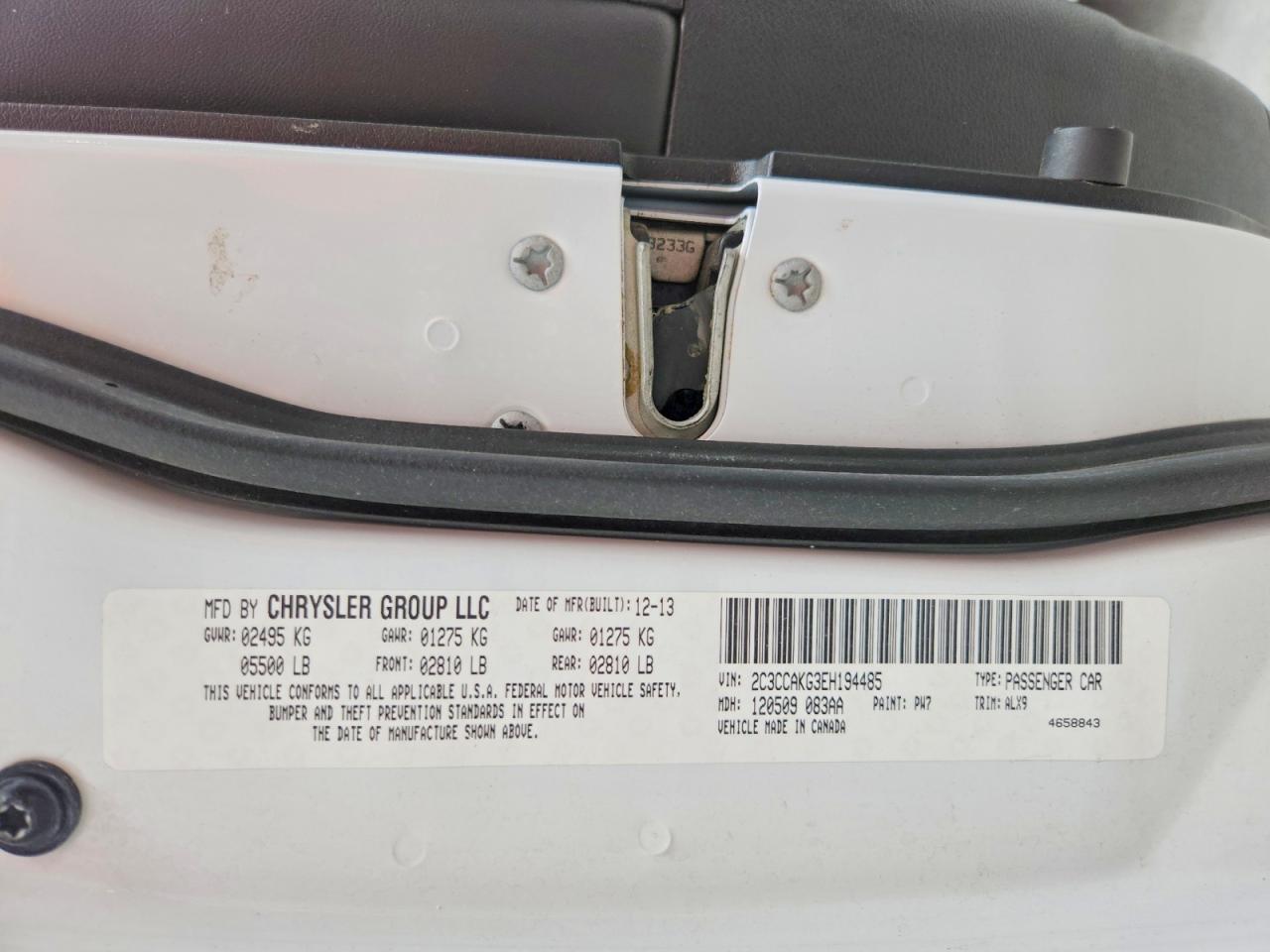 2014 Chrysler 300c White vin: 2C3CCAKG3EH194485