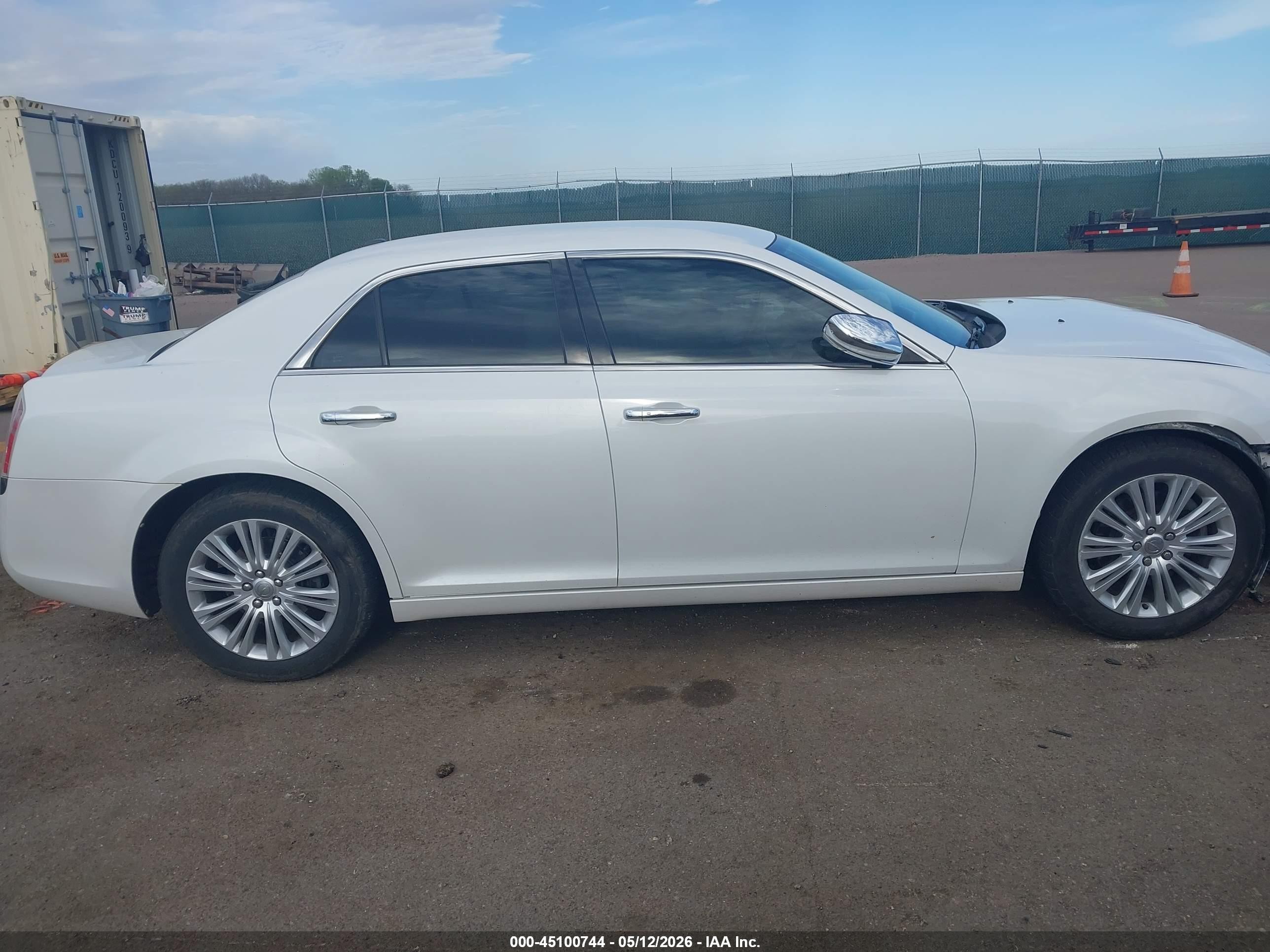 2014 Chrysler 300c Awd White vin: 2C3CCAKG3EH285319