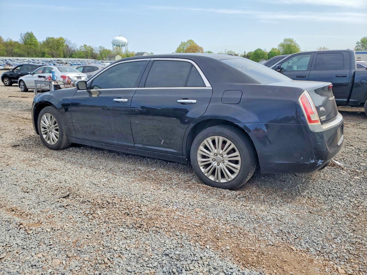 2013 Chrysler 300c Black vin: 2C3CCAKG4DH683170