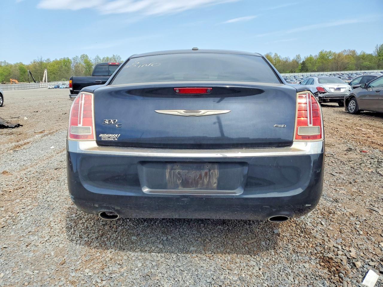 2013 Chrysler 300c Black vin: 2C3CCAKG4DH683170