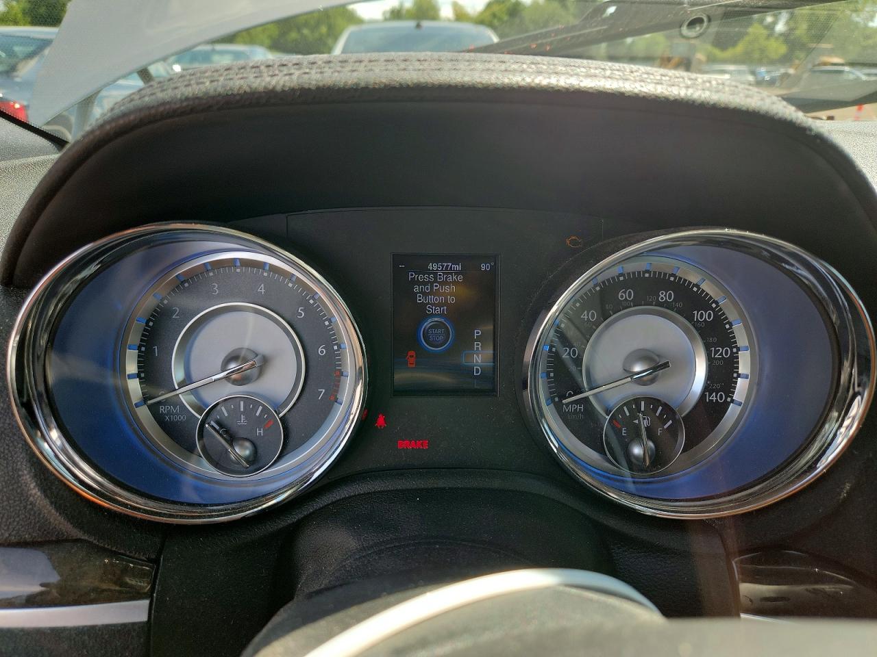 2014 Chrysler 300c Серебряный vin: 2C3CCAKG4EH216736
