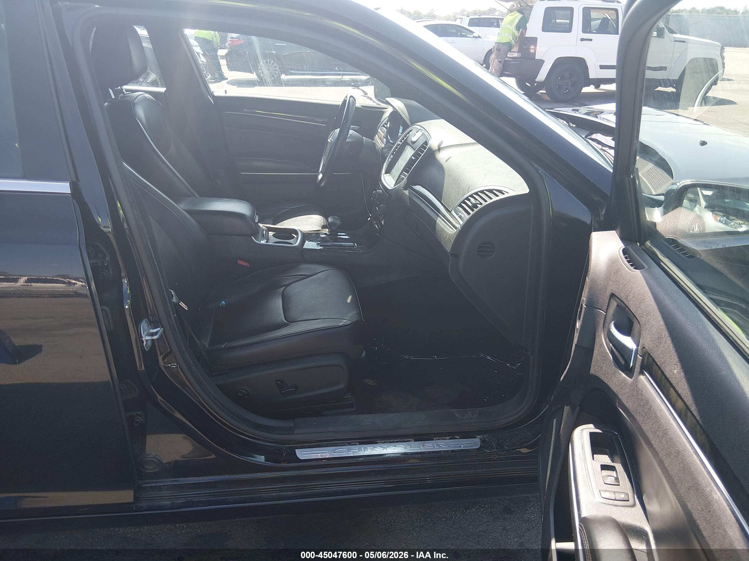 2014 Chrysler 300c Awd Black vin: 2C3CCAKG4EH276645
