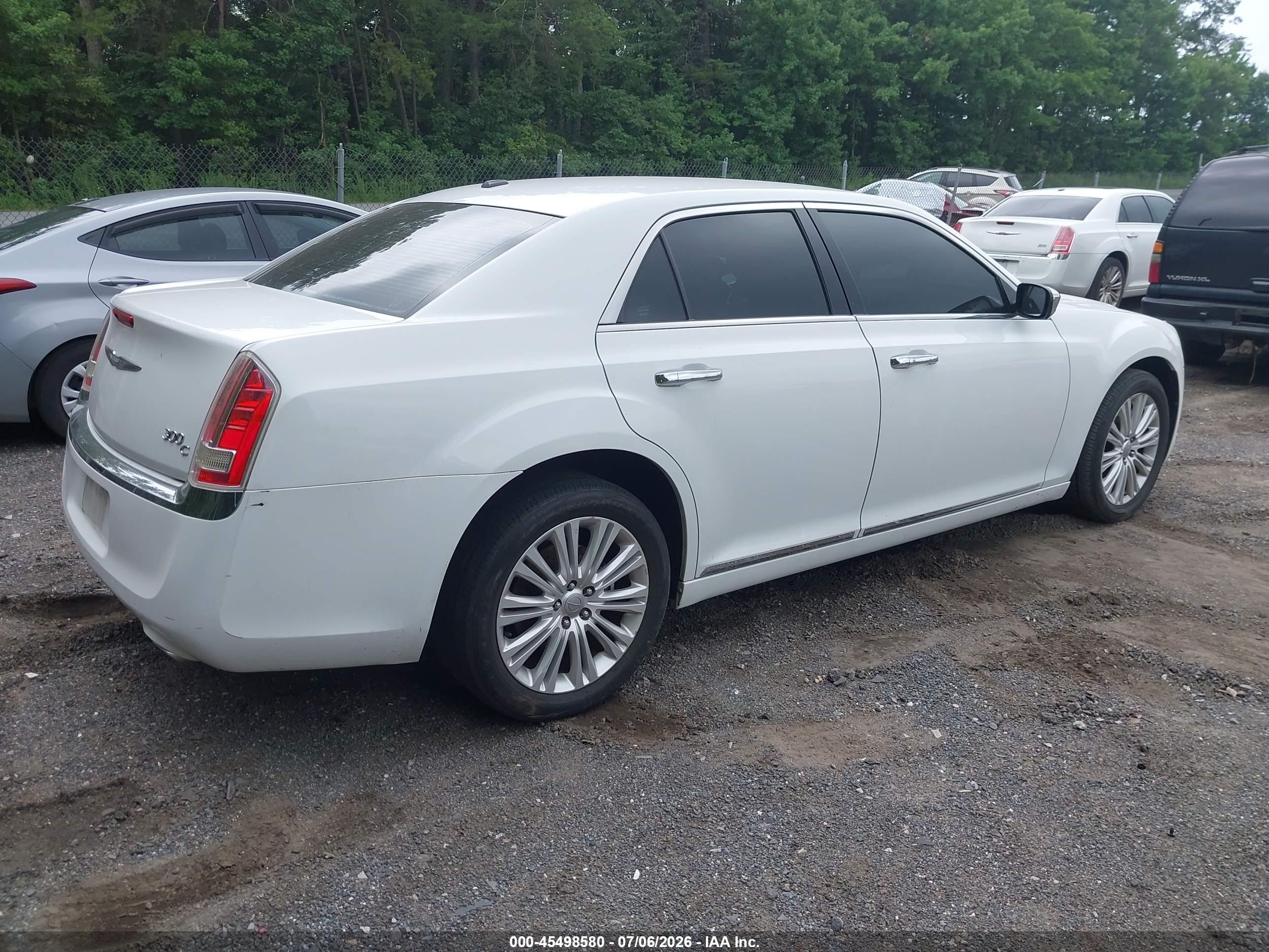 2014 Chrysler 300c Awd White vin: 2C3CCAKG4EH376910