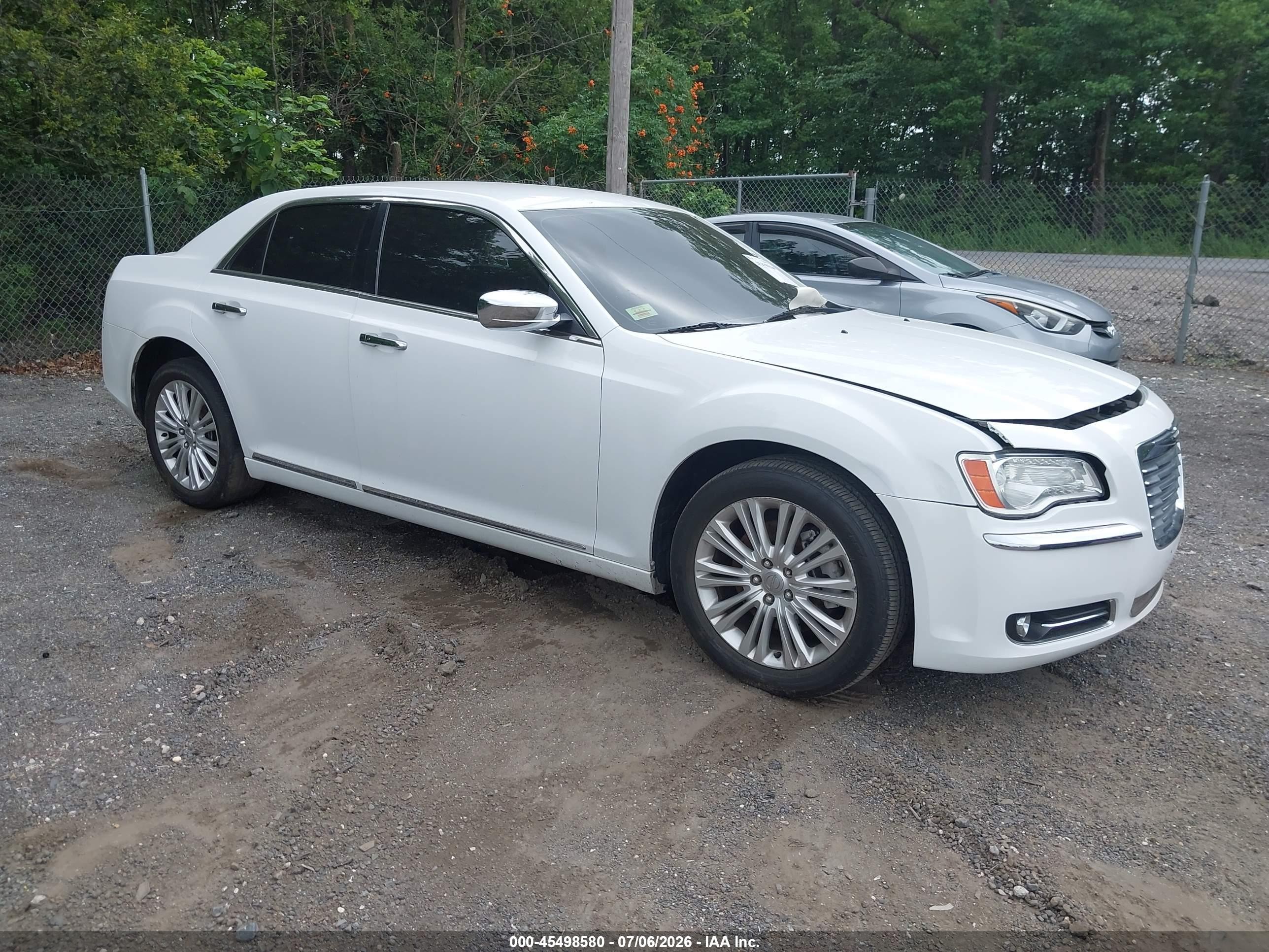2014 Chrysler 300c Awd White vin: 2C3CCAKG4EH376910