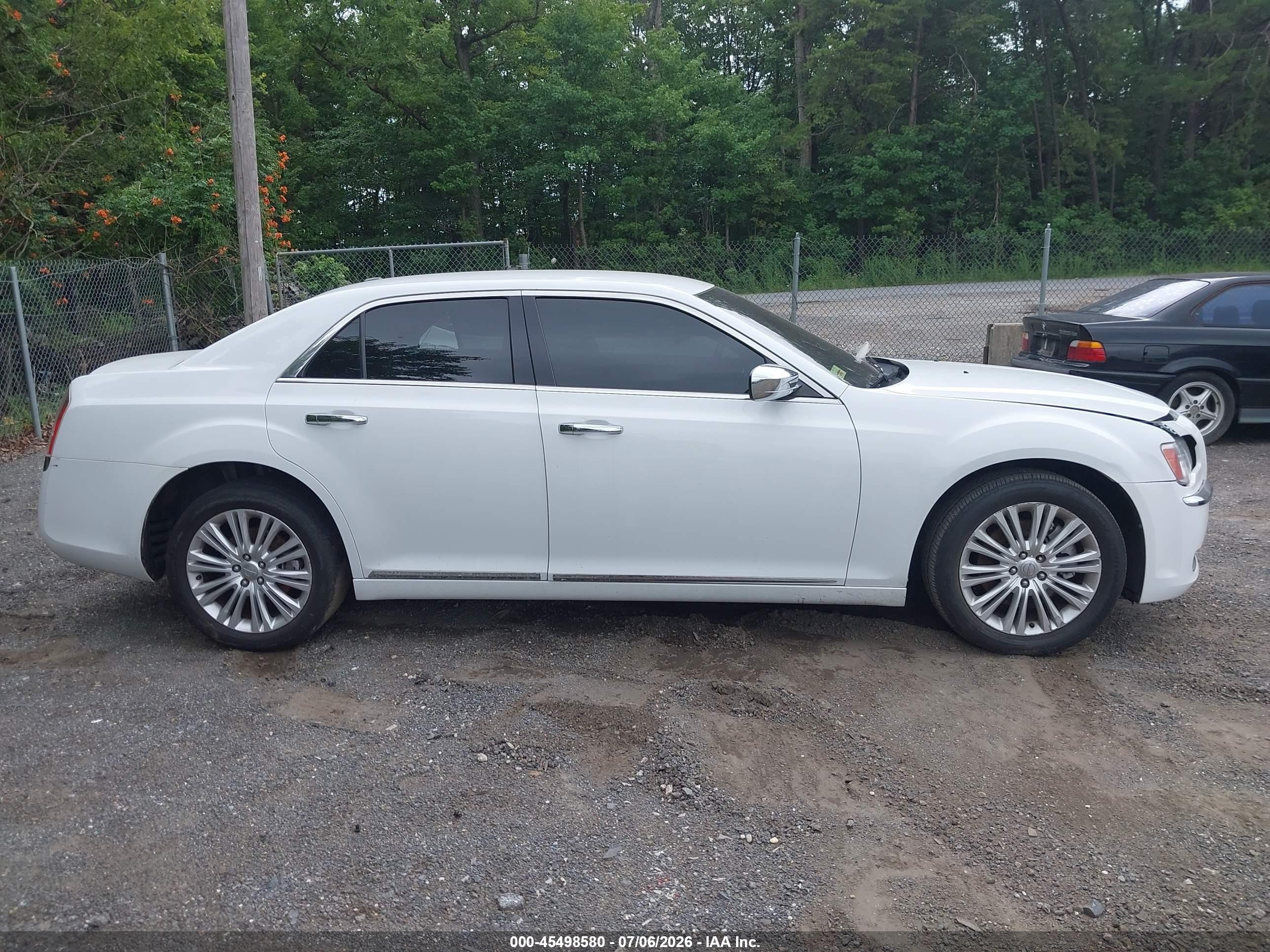2014 Chrysler 300c Awd White vin: 2C3CCAKG4EH376910