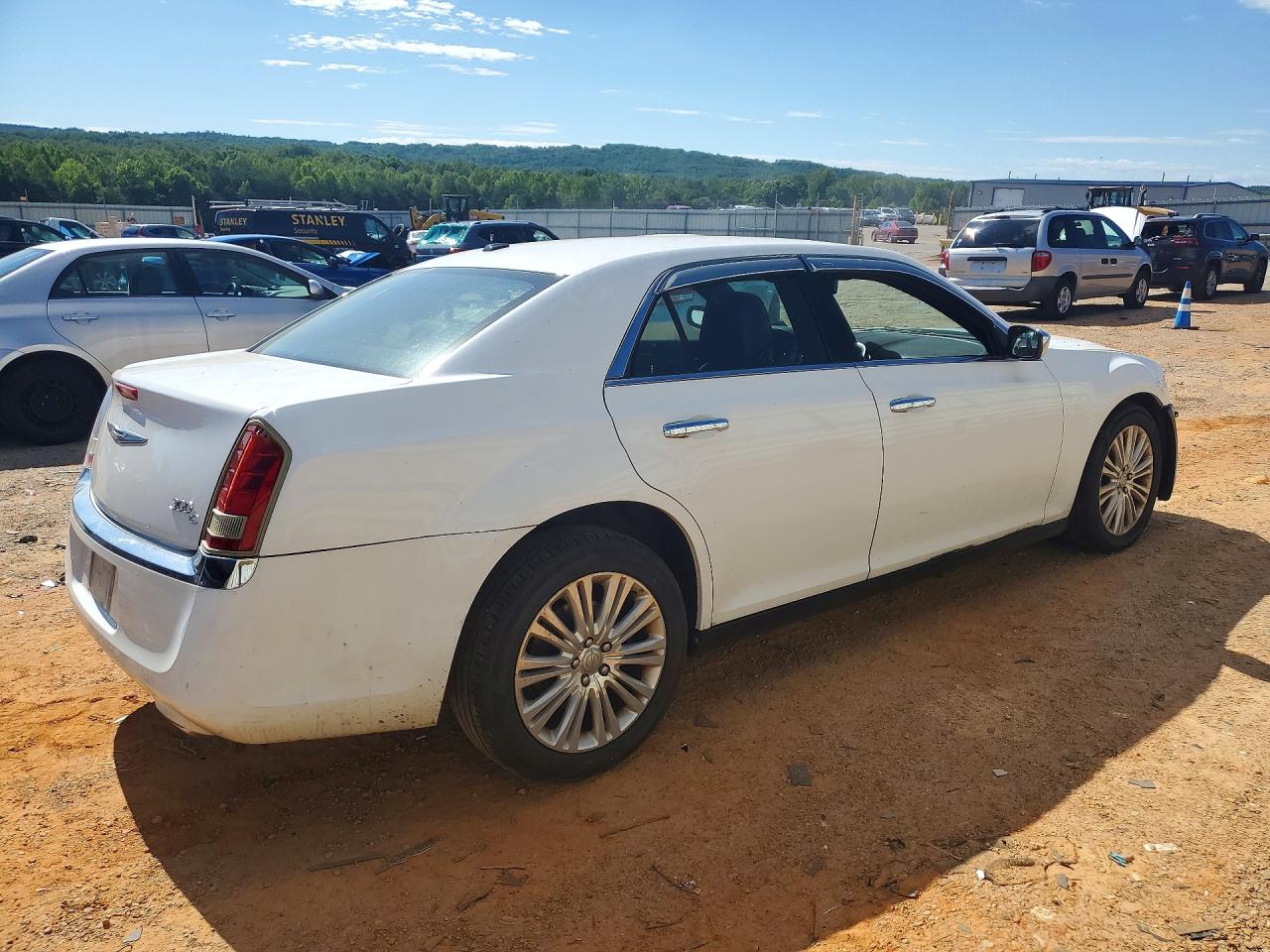 2013 Chrysler 300c White vin: 2C3CCAKG5DH683033