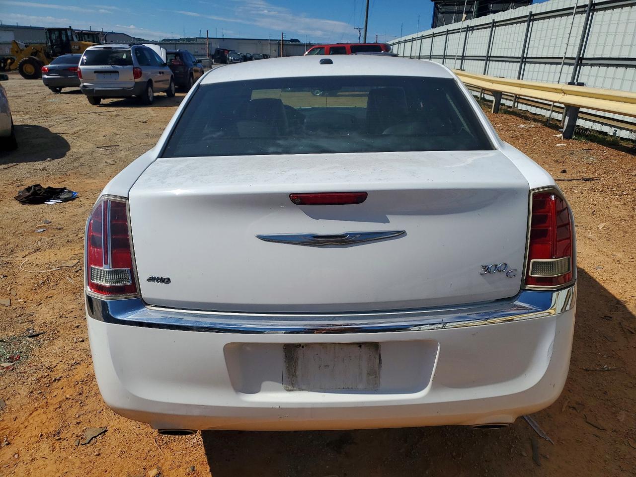 2013 Chrysler 300c White vin: 2C3CCAKG5DH683033