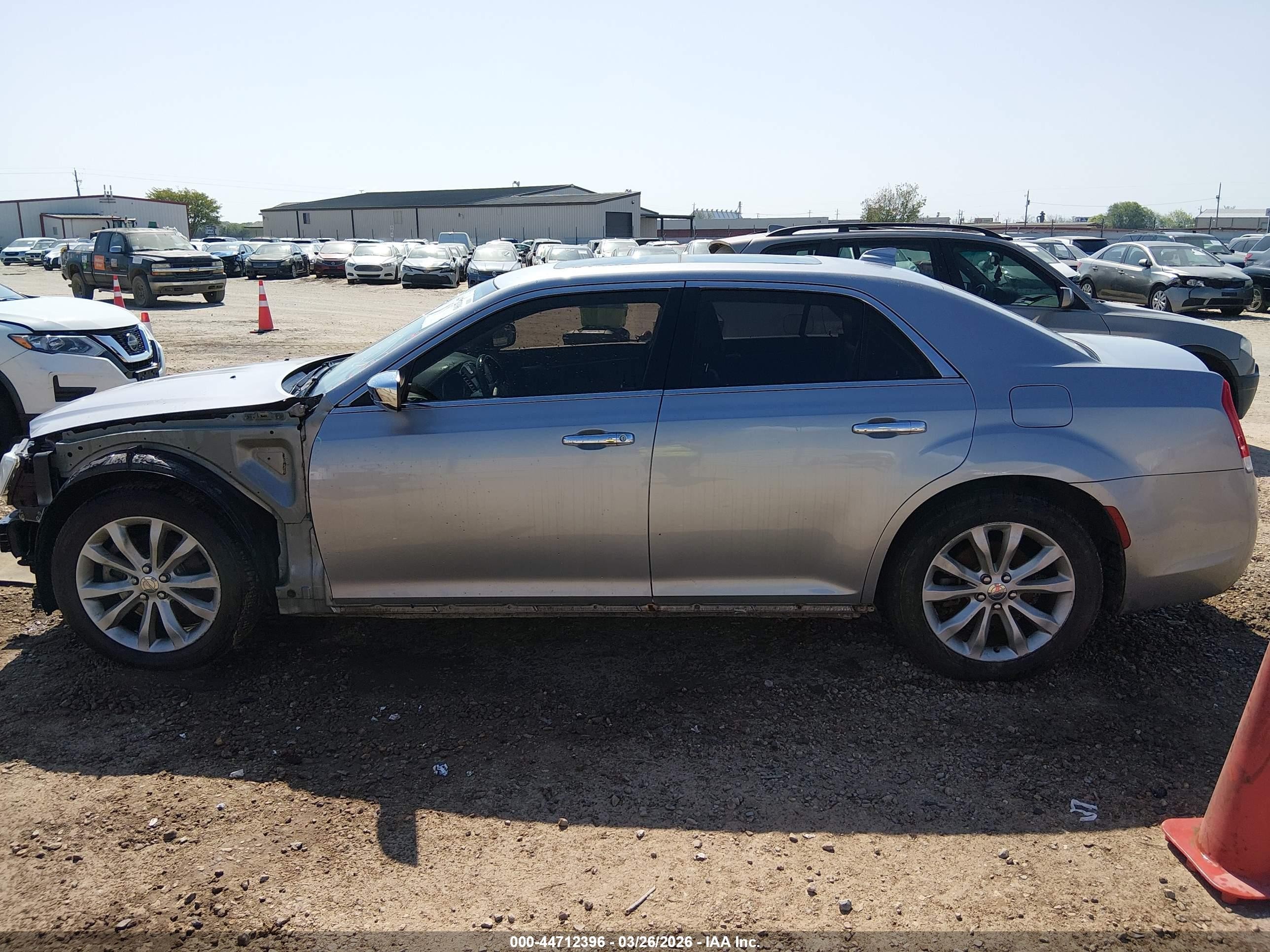 2015 Chrysler 300c Awd Silver vin: 2C3CCAKG6FH808544