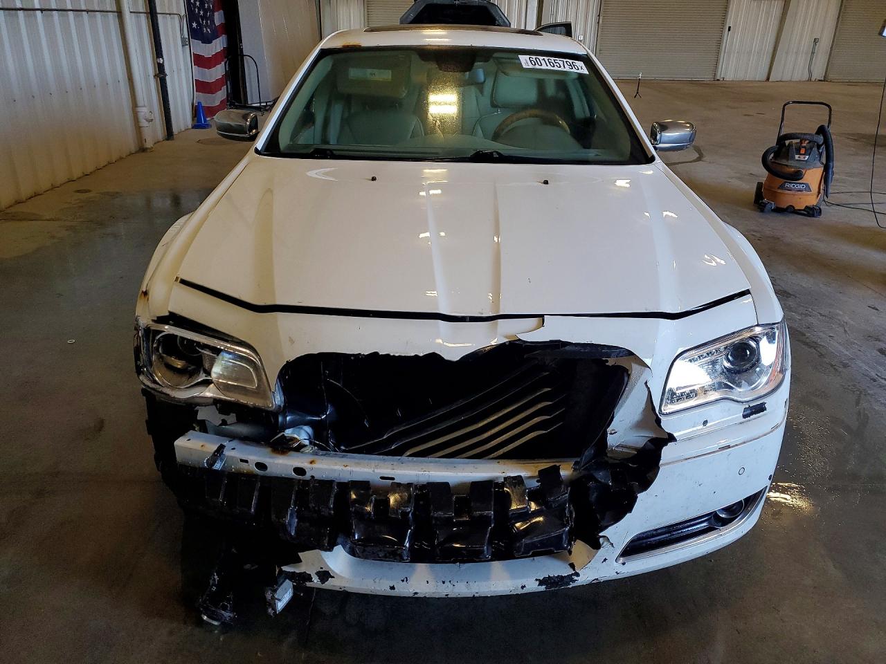 2013 Chrysler 300c White vin: 2C3CCAKG7DH619043