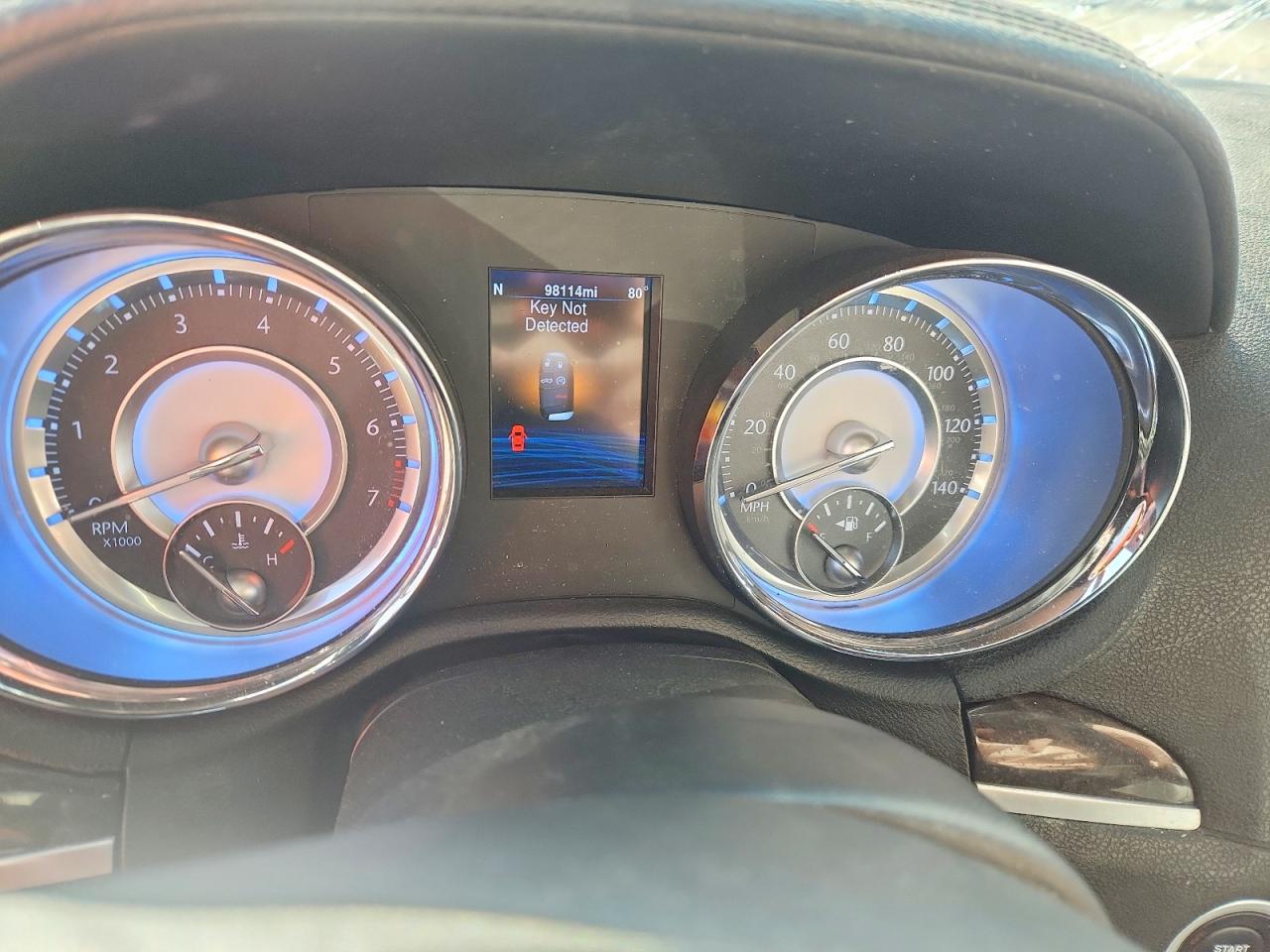 2013 Chrysler 300c Silver vin: 2C3CCAKG7DH660935