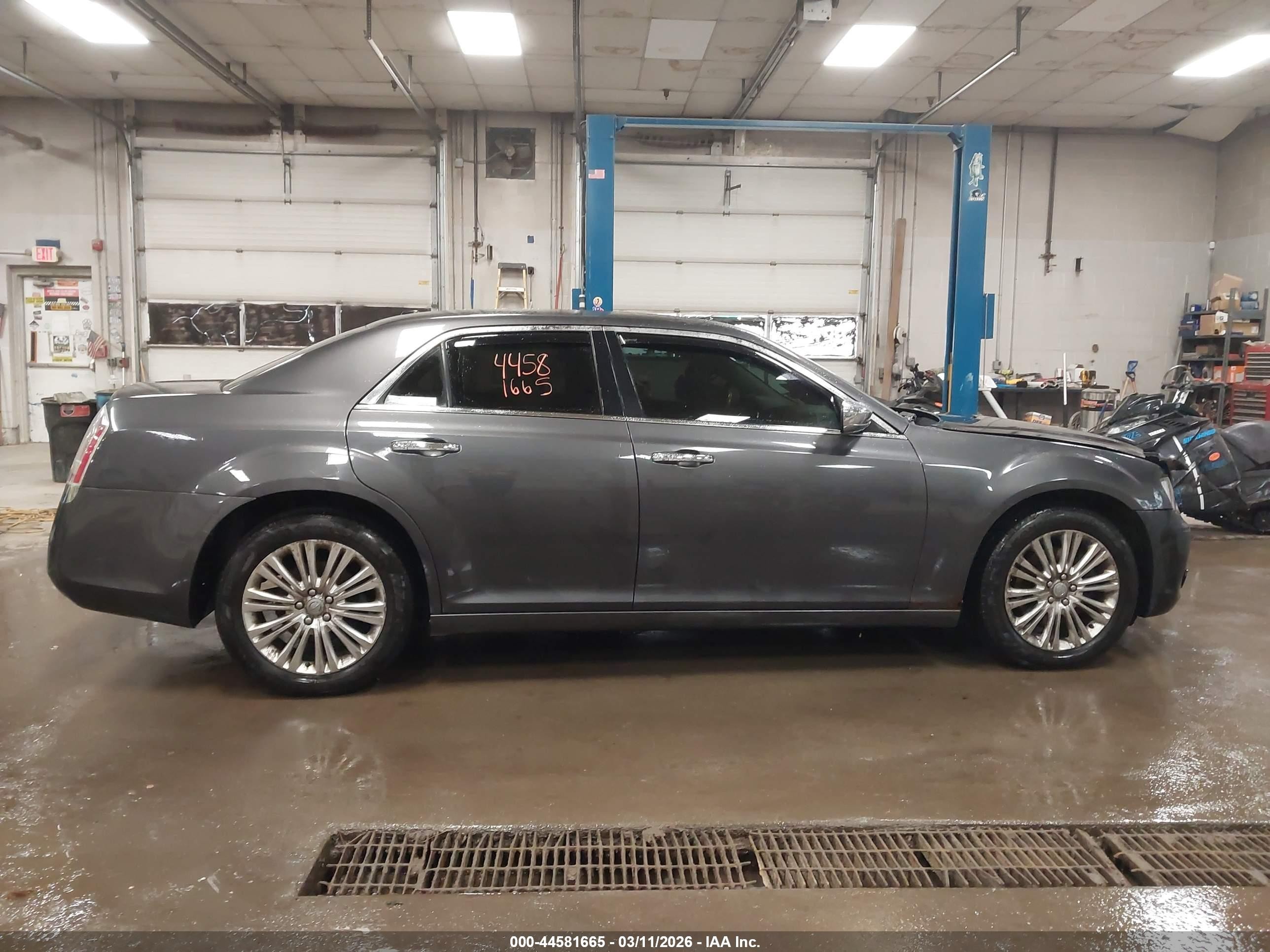 2013 Chrysler 300c Awd Gray vin: 2C3CCAKG8DH708491