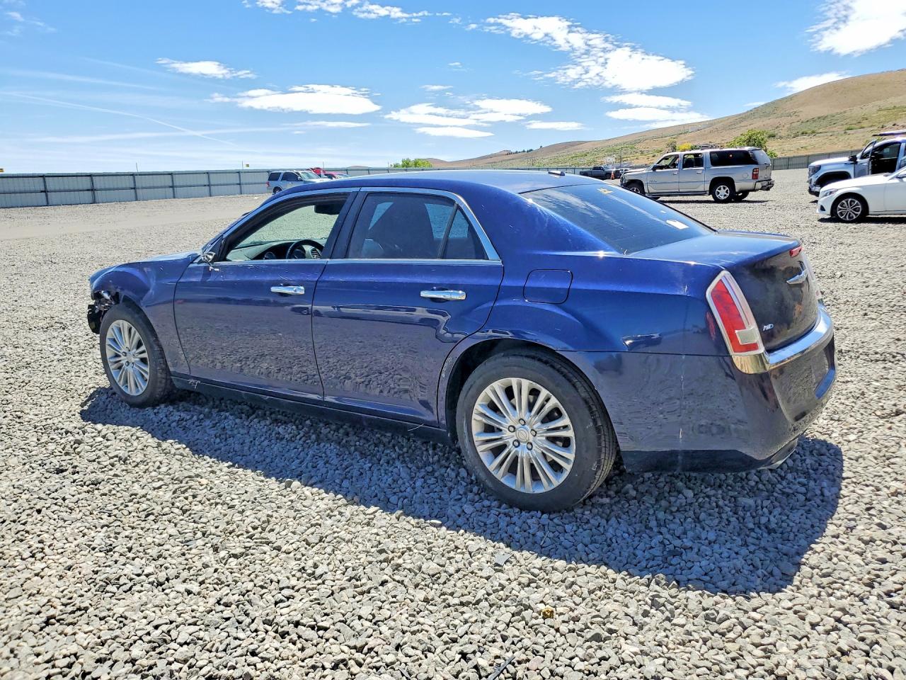 2014 Chrysler 300c Blue vin: 2C3CCAKG8EH260450