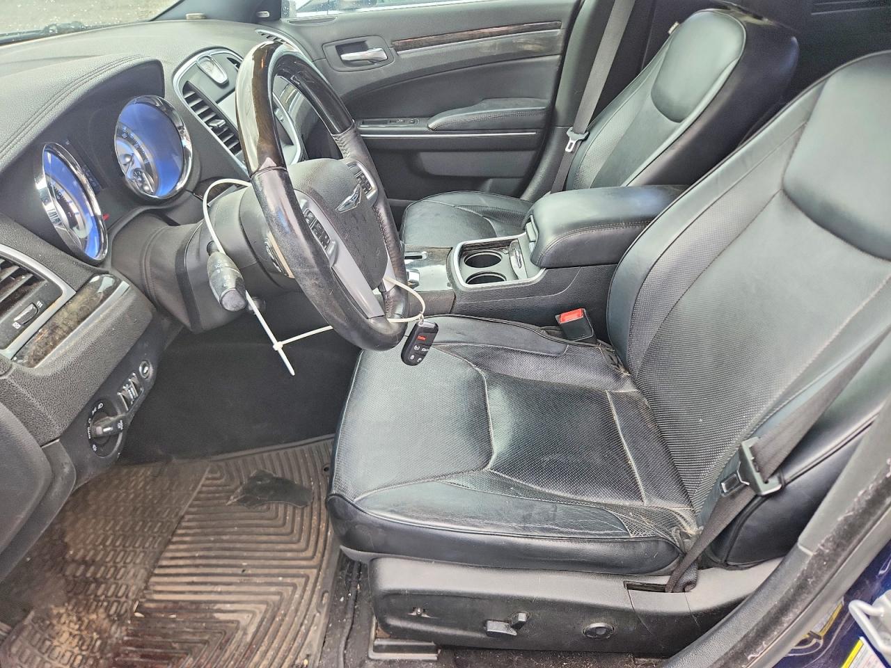 2014 Chrysler 300c Blue vin: 2C3CCAKG8EH260450