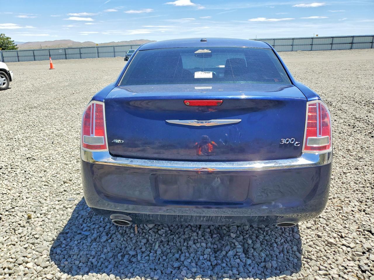 2014 Chrysler 300c Blue vin: 2C3CCAKG8EH260450