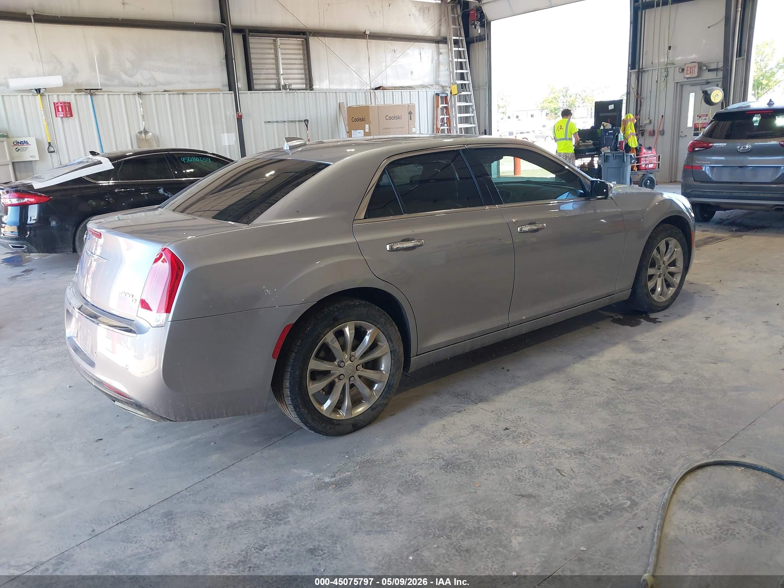 2015 Chrysler 300c Awd Silver vin: 2C3CCAKG8FH769570