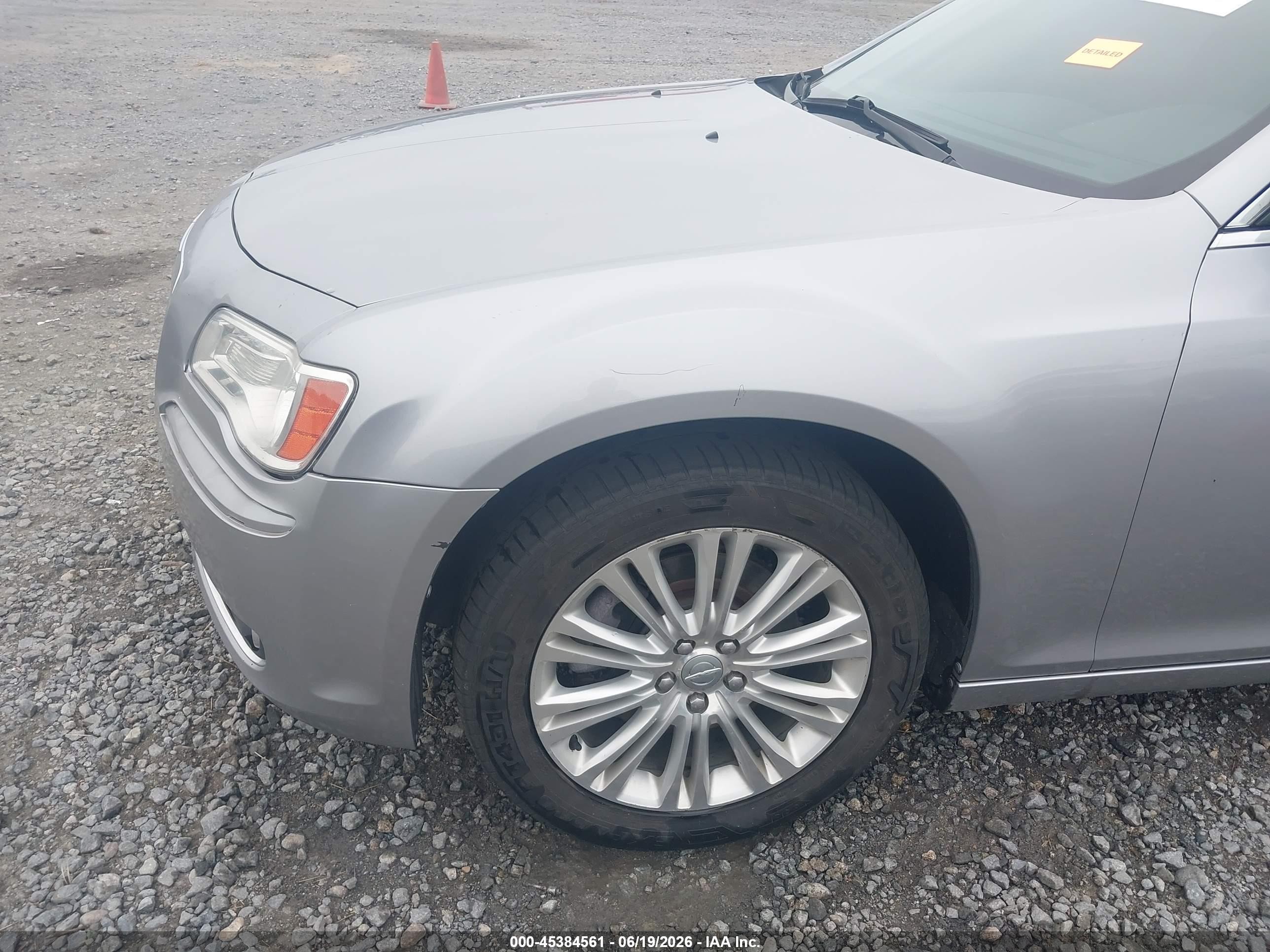 2014 Chrysler 300c Awd Silver vin: 2C3CCAKGXEH120724