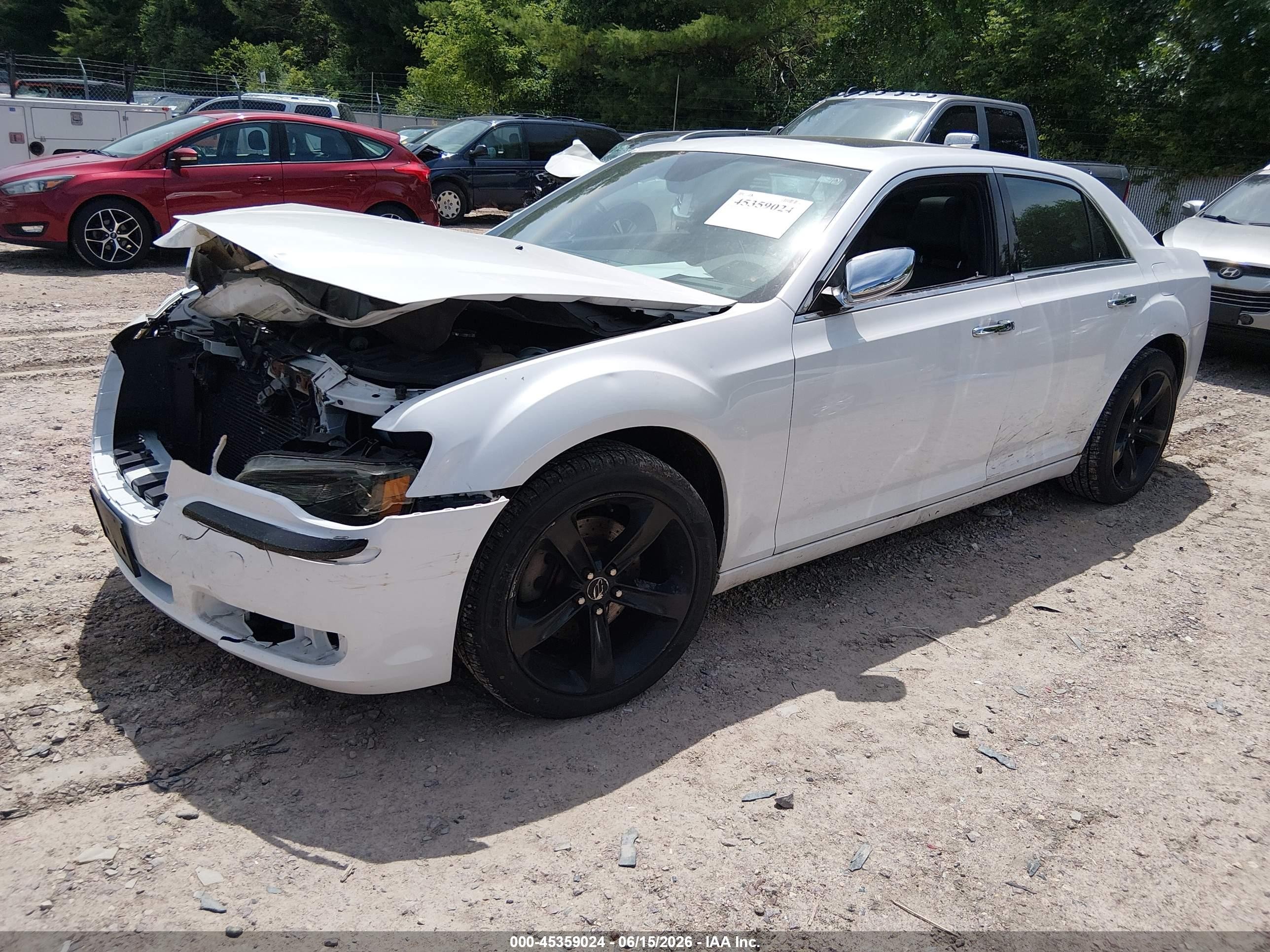 2012 Chrysler 300c Awd White vin: 2C3CCAKT0CH147716