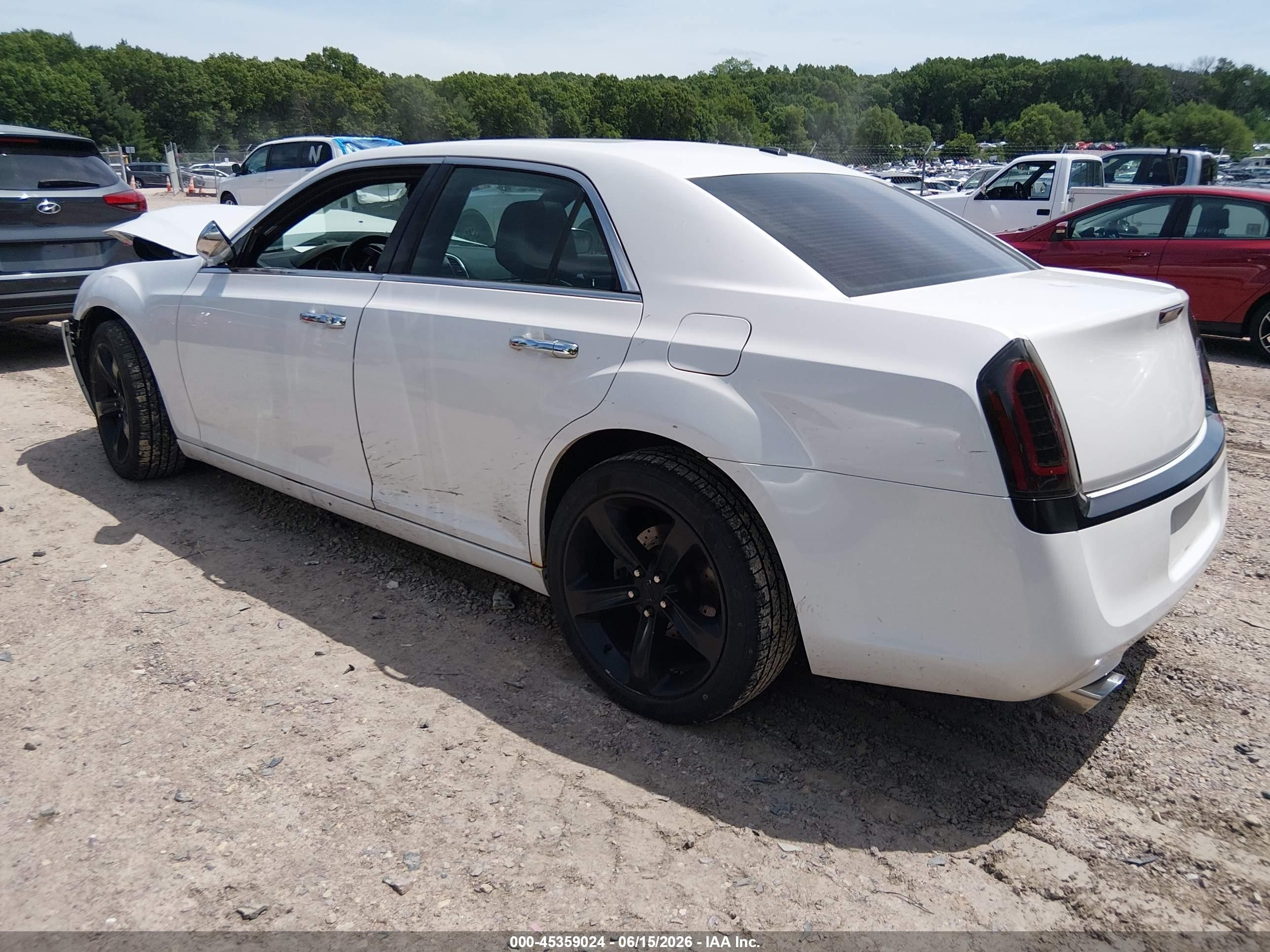 2012 Chrysler 300c Awd White vin: 2C3CCAKT0CH147716