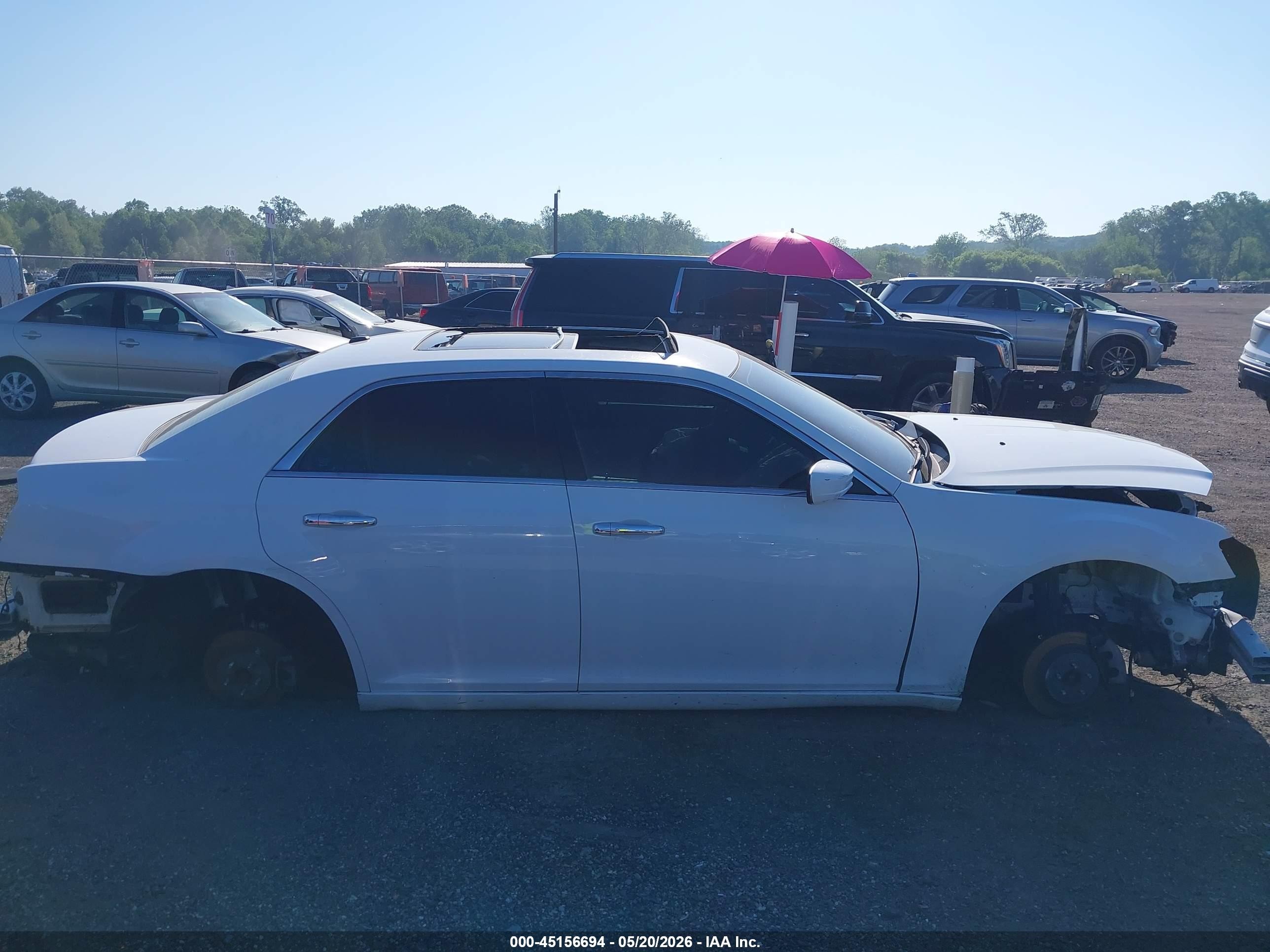 2012 Chrysler 300c Awd White vin: 2C3CCAKT0CH197113
