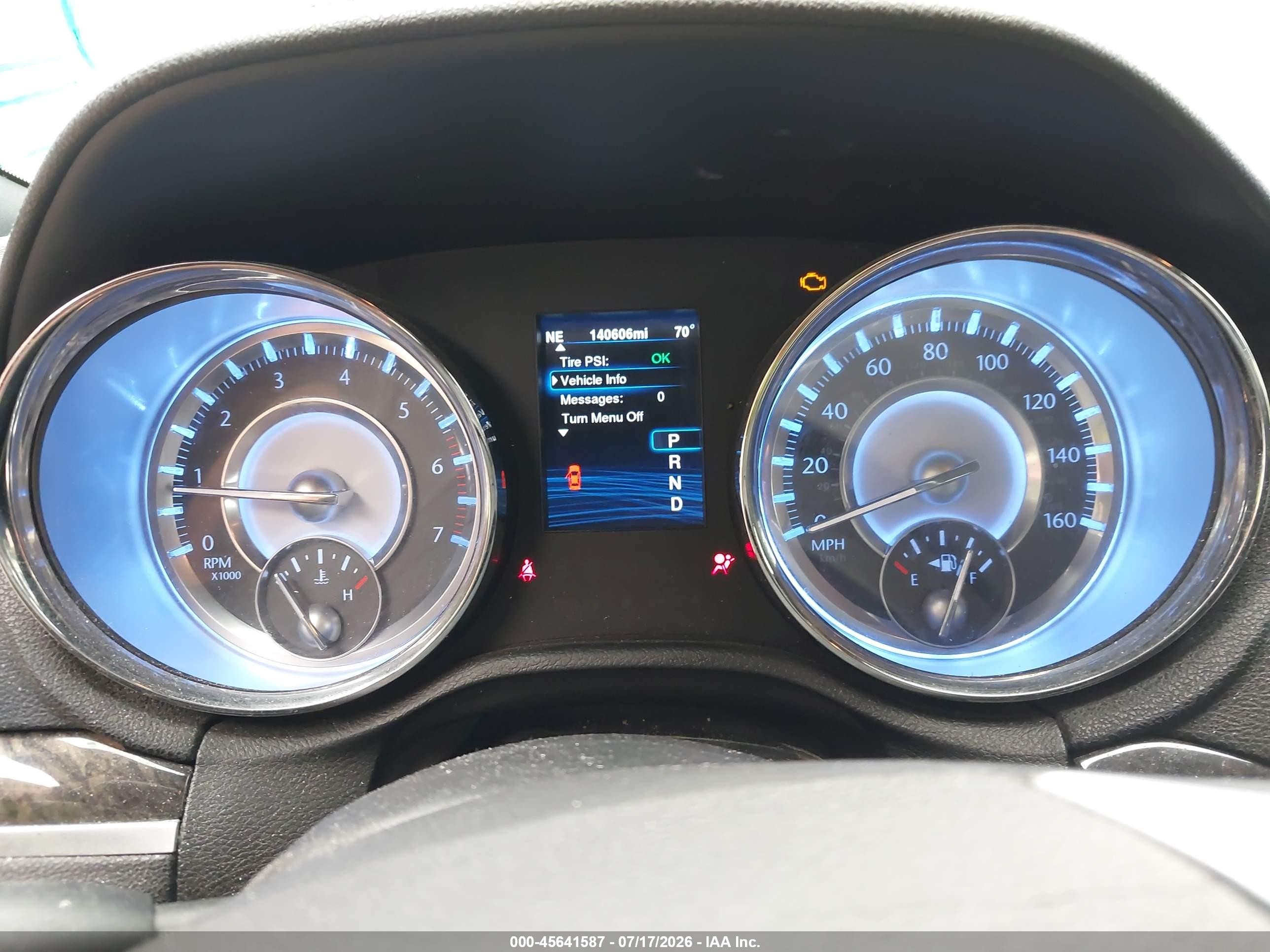 2013 Chrysler 300c Awd White vin: 2C3CCAKT1DH508792