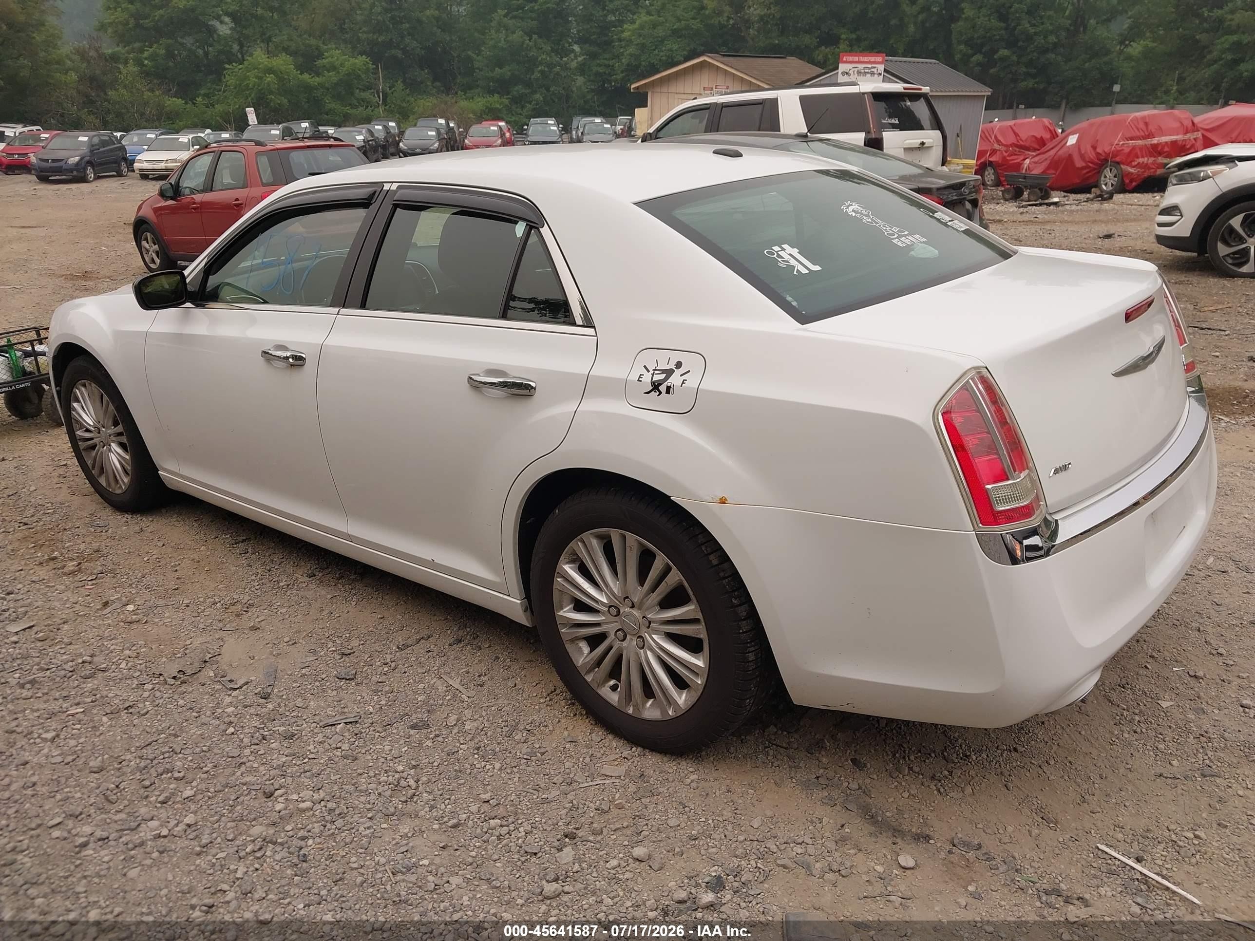 2013 Chrysler 300c Awd White vin: 2C3CCAKT1DH508792