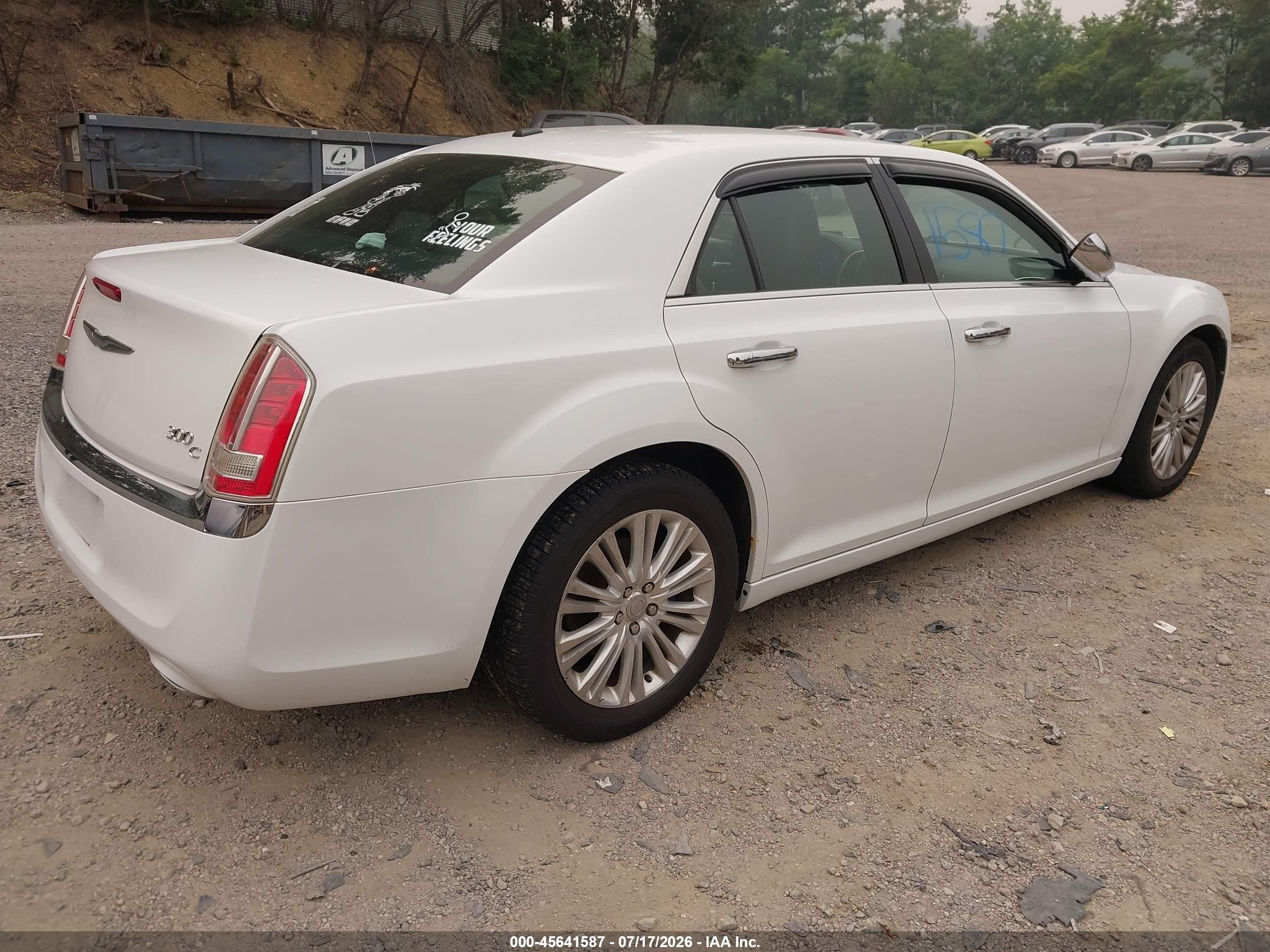 2013 Chrysler 300c Awd White vin: 2C3CCAKT1DH508792