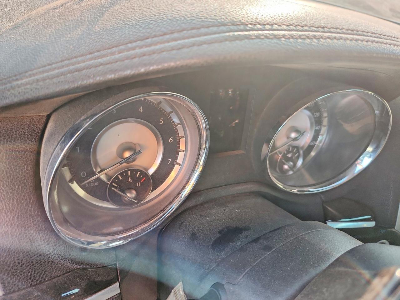 2013 Chrysler 300c Silver vin: 2C3CCAKT1DH632576