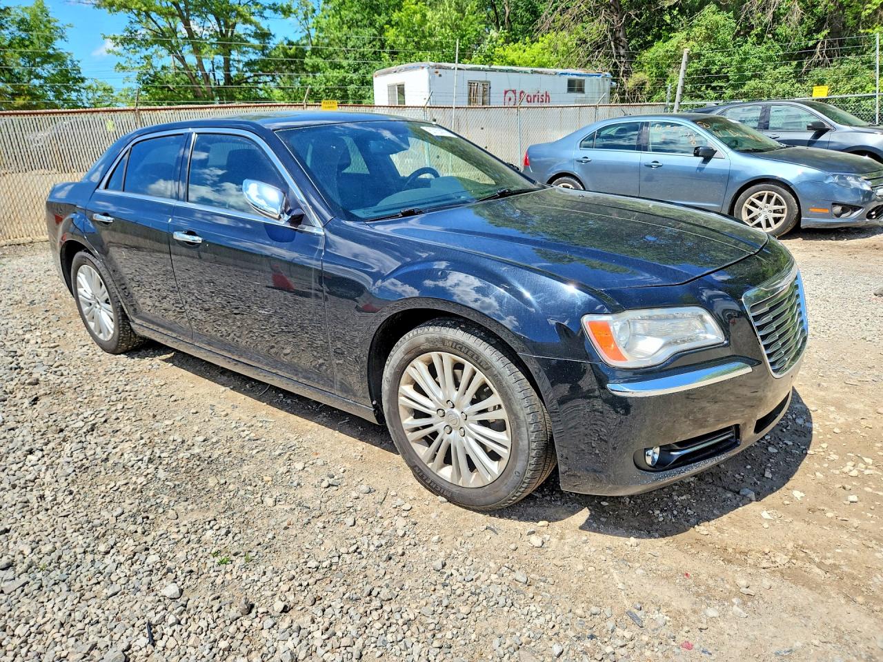 2014 Chrysler 300c Black vin: 2C3CCAKT1EH365764