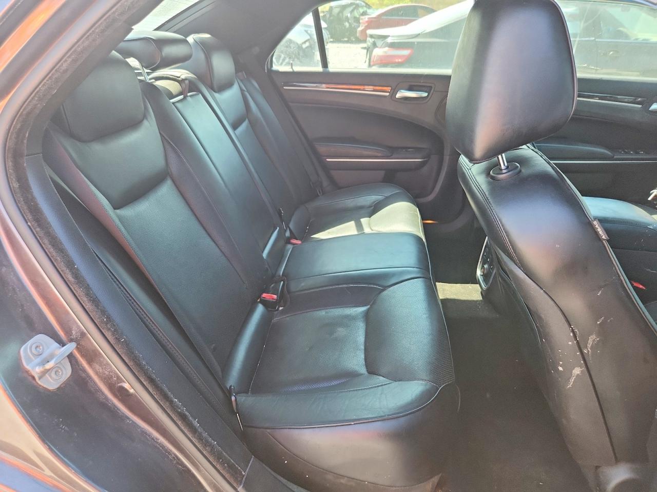 2013 Chrysler 300 Серый vin: 2C3CCAKT5DH733054