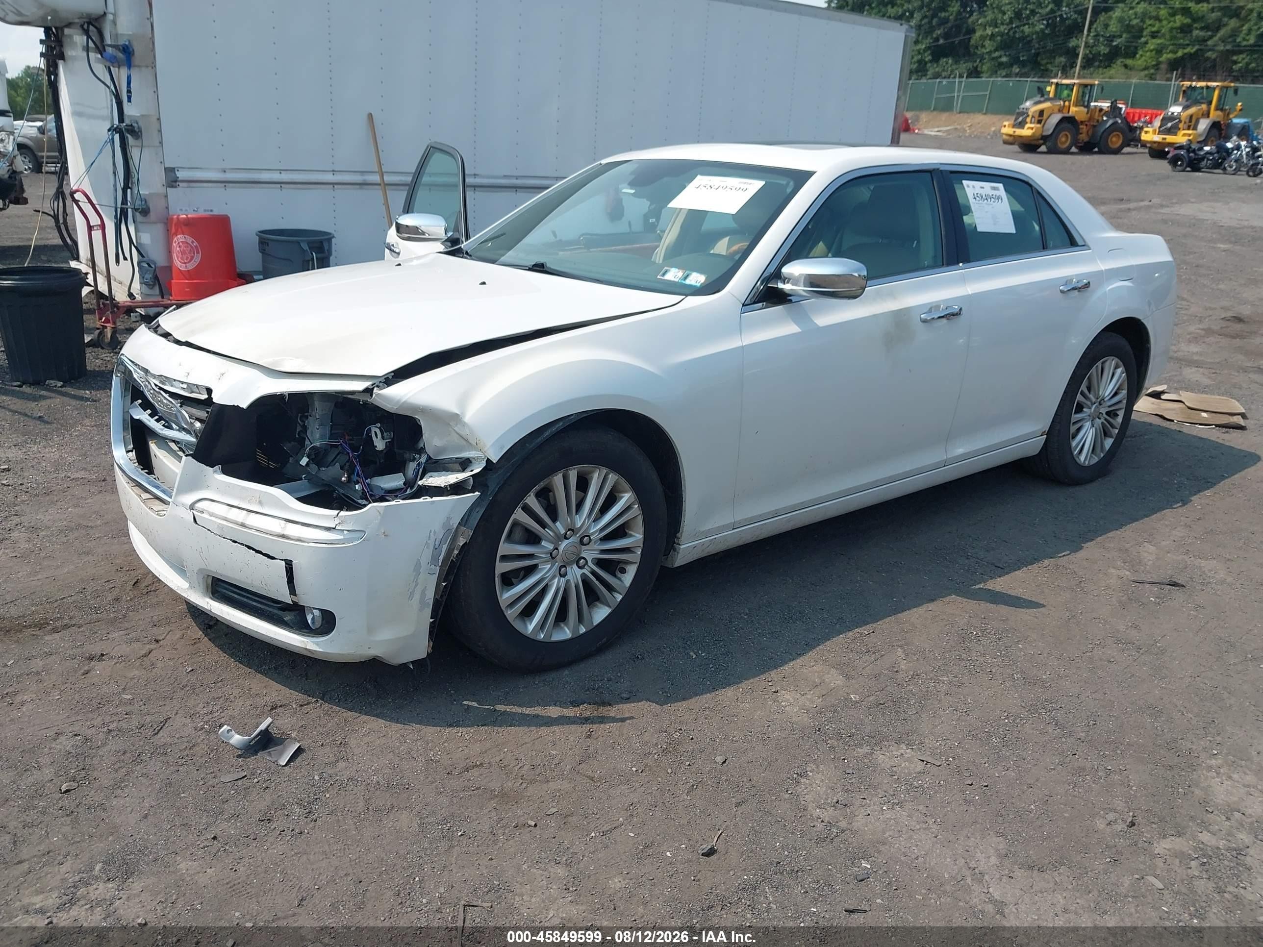 2012 Chrysler 300c Awd White vin: 2C3CCAKT8CH143378