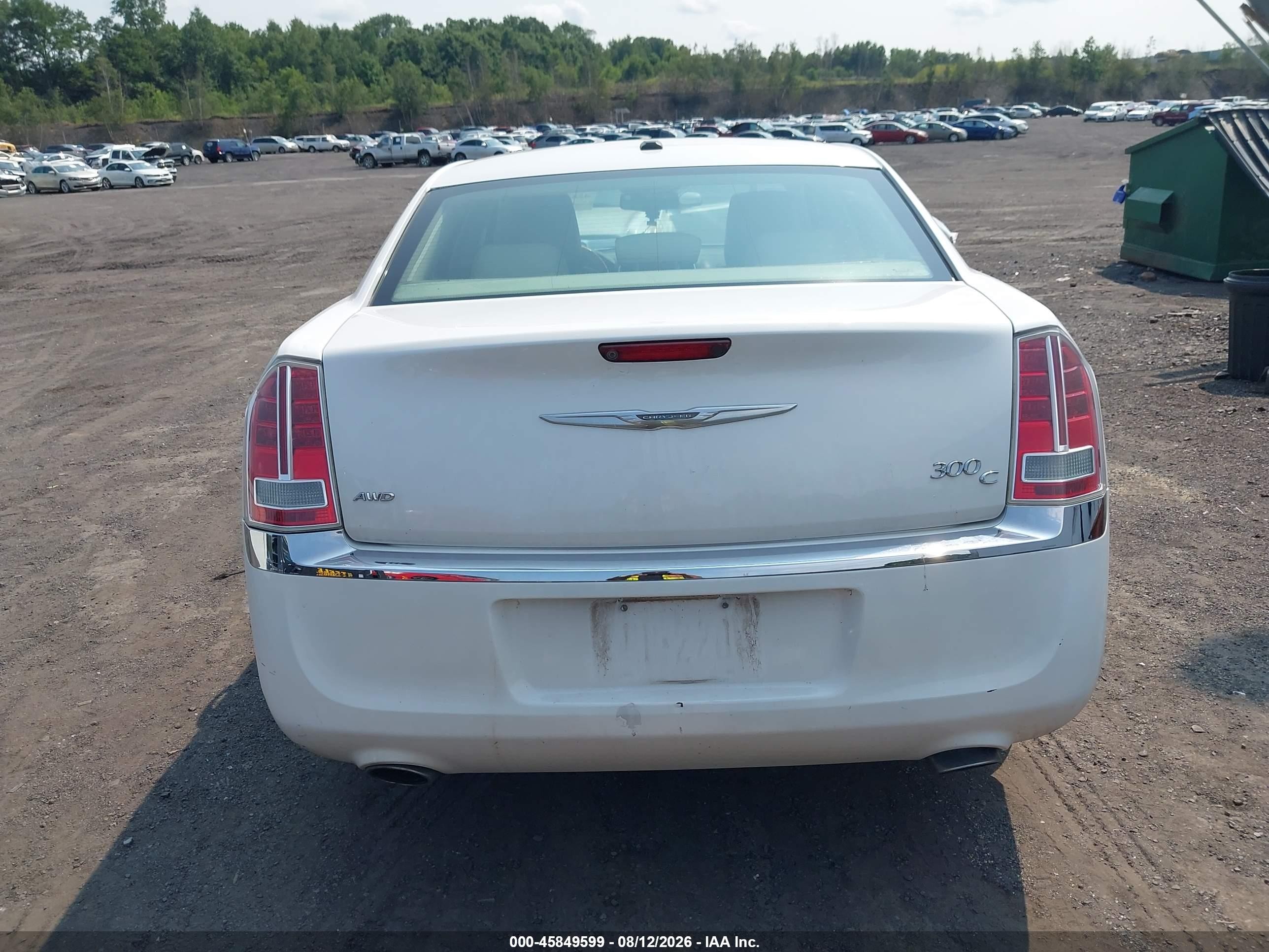 2012 Chrysler 300c Awd White vin: 2C3CCAKT8CH143378