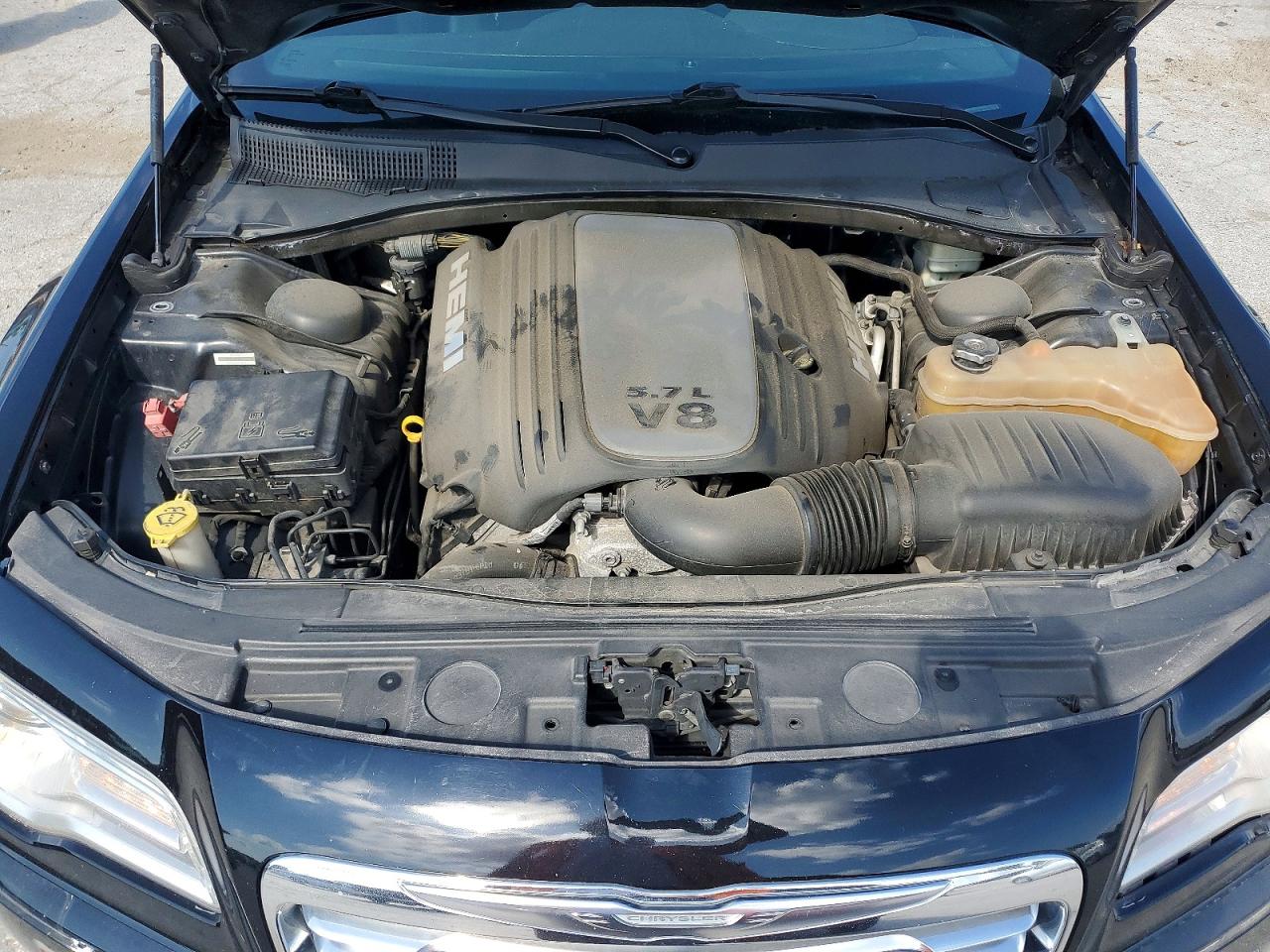 2014 Chrysler 300c Black vin: 2C3CCAKTXEH374320