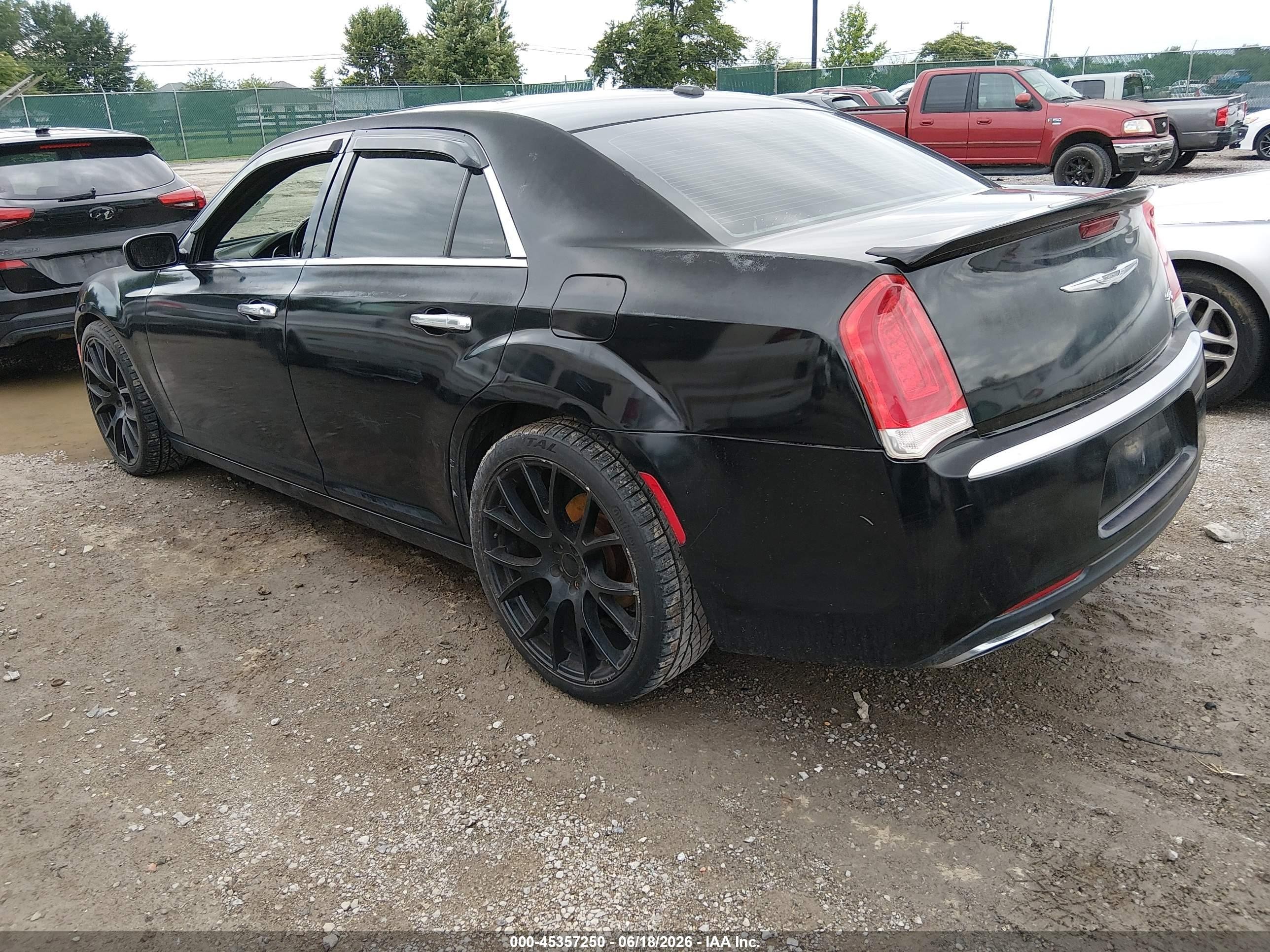 2015 Chrysler 300c Platinum Черный vin: 2C3CCAPG7FH837480