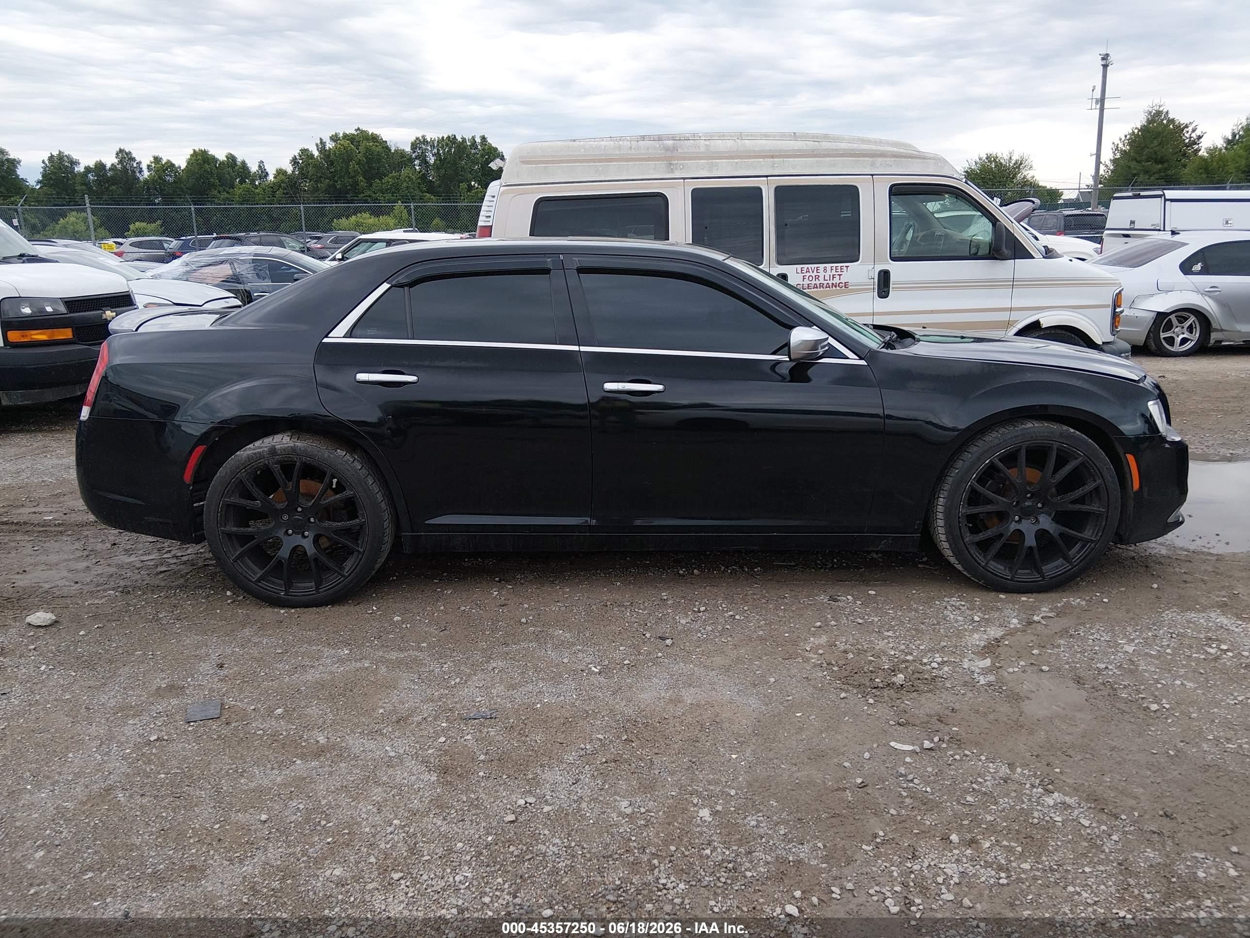 2015 Chrysler 300c Platinum Черный vin: 2C3CCAPG7FH837480
